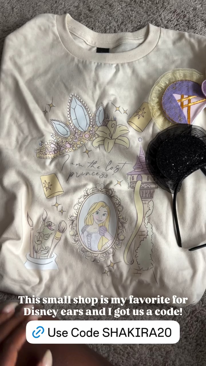 This small shop is my favorite for Disney ears and I got us a code! SHAKIRA20