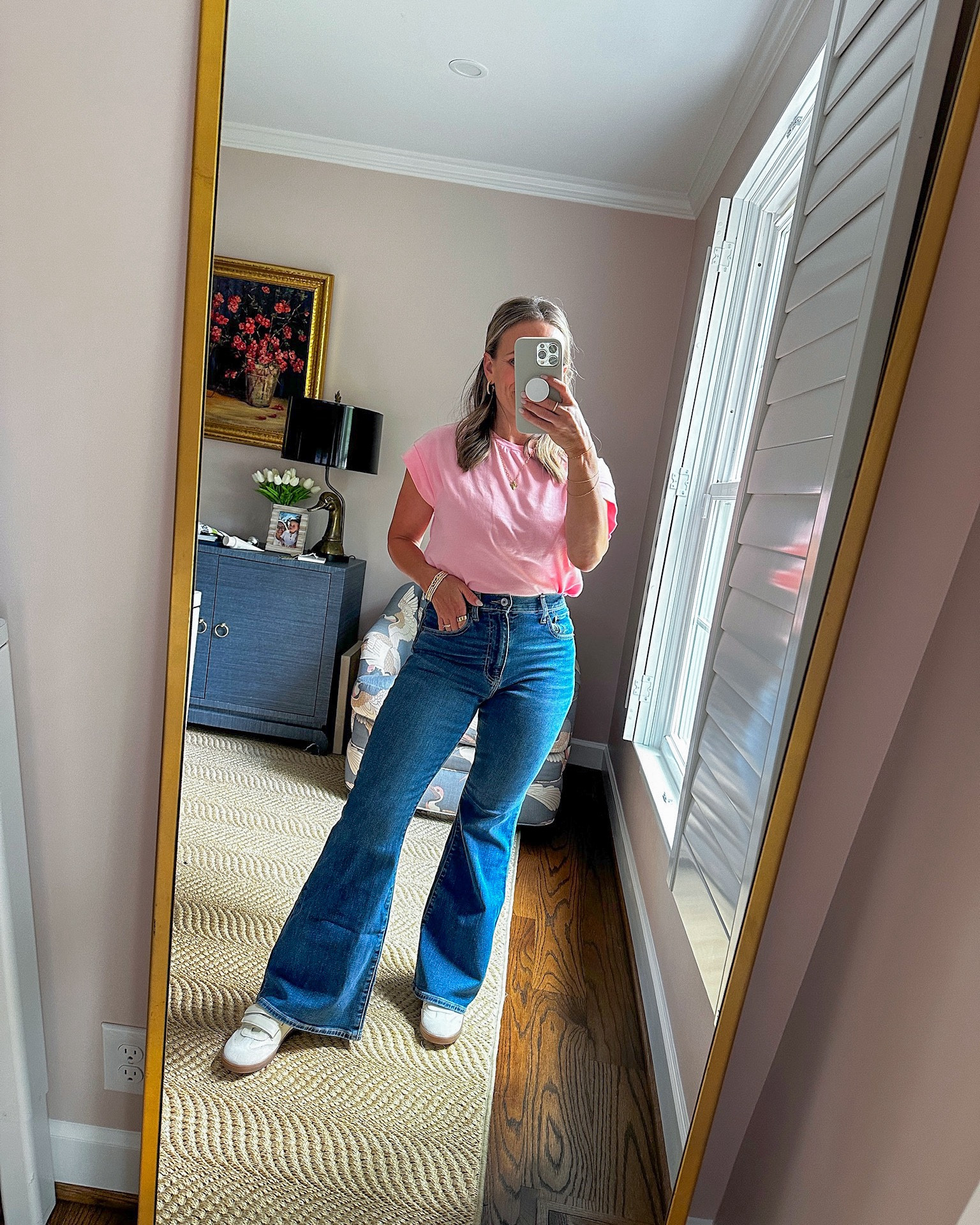 These are the stretchiest (most comfortable) flare jeans under $100. I have a size 27 and they fit, but I could actually go up one more size if I wanted. The wash and length are perfect (this is the SHORT length since I’m 5’1”). 

#LTKxAF #LTKFindsUnder100 #LTKSaleAlert