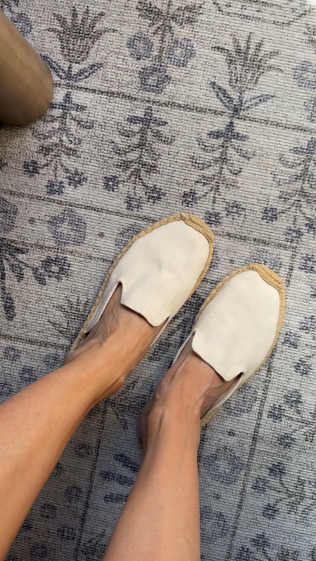 This is a strong conversion piece—simple, neutral, and easy “add to cart” energy. Let’s keep it clean but persuasive.

LTK Caption (high ROI, short + effective):

The easy summer shoe I keep reaching for
Lightweight, neutral, and goes with literally everything

Comfortable enough for everyday wear and makes any outfit feel a little more styled without trying

True to size

petite style, everyday shoes, summer outfit staple, neutral sandals, effortless outfits, mom style @Soludos 