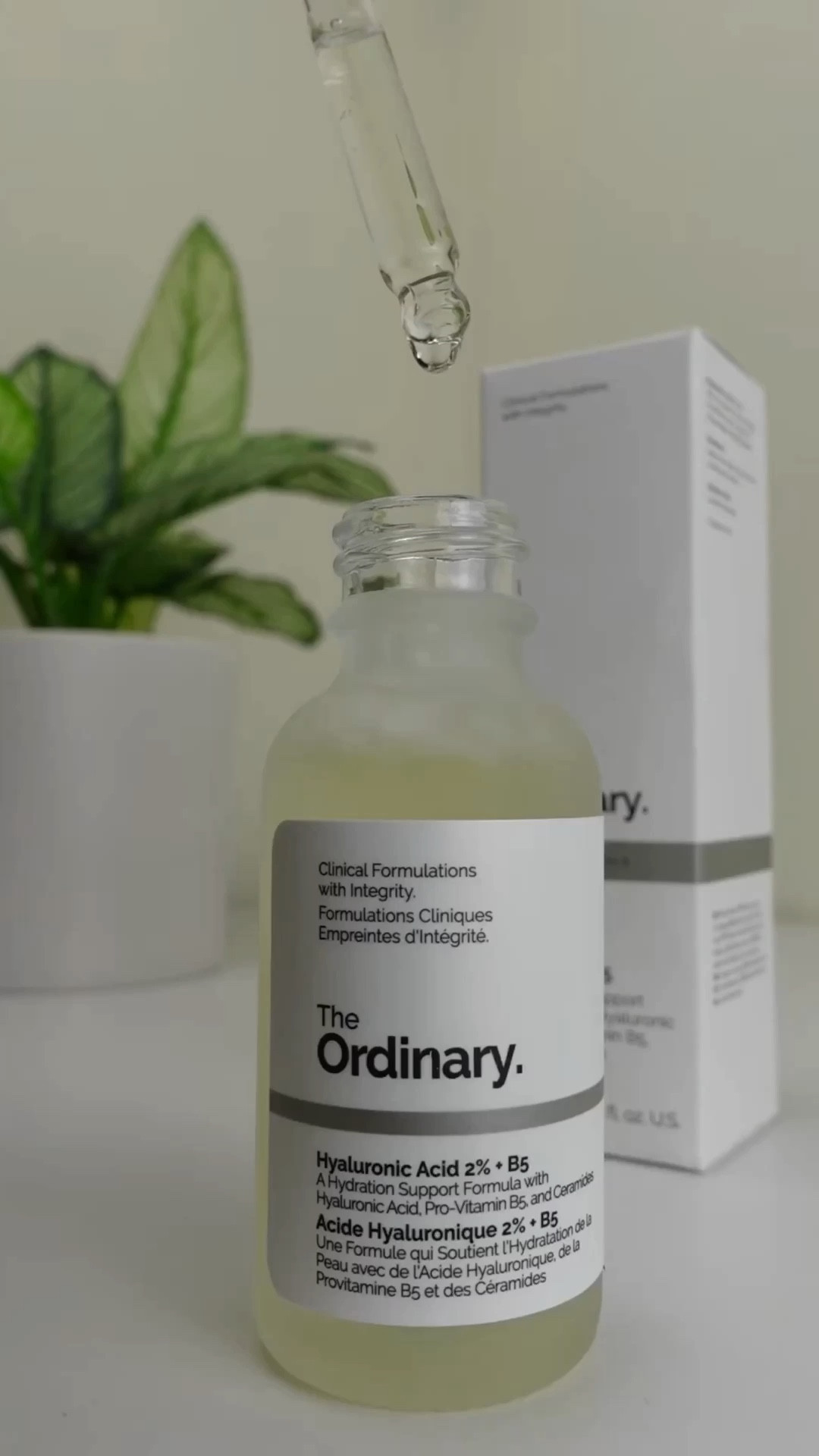 Trying out the ordinary hyluranic acid + b5 

I love the new formulations texture 

#LTKVideo #LTKbeauty