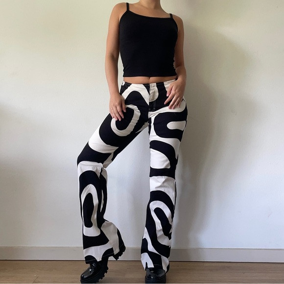 NWT Motel Rocks Black and White Abstract Pattern Low Rise Straight Leg Pants | Poshmark