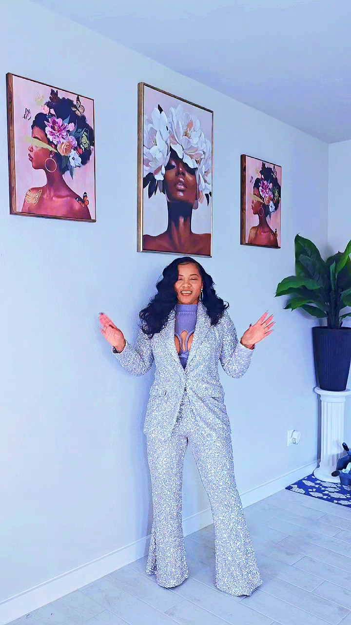 Tis the season to throw a fit @express

#LTKgrwm #LTKHoliday #LTKootd