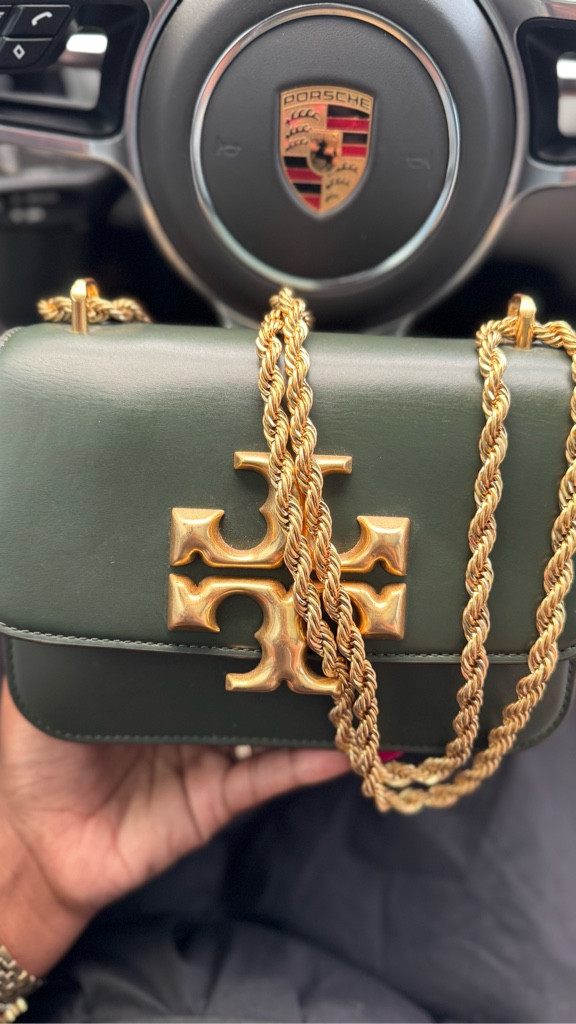 I will forever be a Tory girl! 🖤✨
This bag is literally one of my favs in my collection...the color, the detail and most importantly the gold chain...chefs kiss🤌🏾😮‍💨

#LTKStyleTip #LTKItBag #LTKWorkwear