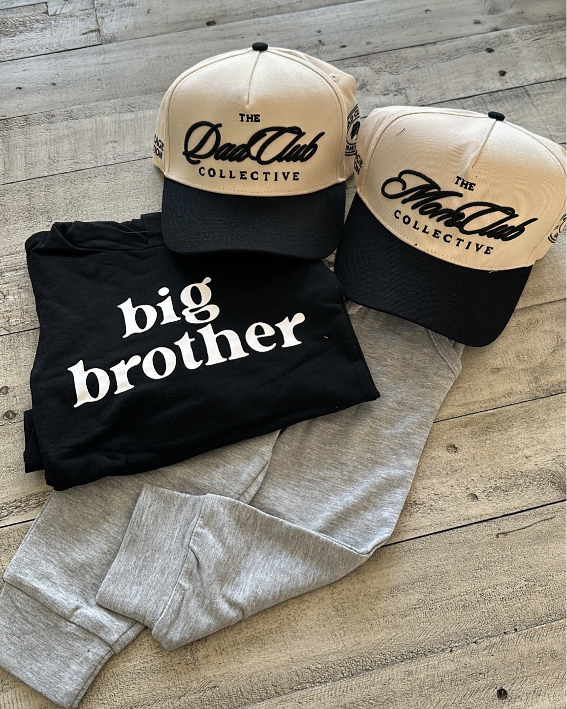 Baby Announcement Details 🖤

The cutest little set for big brother! 