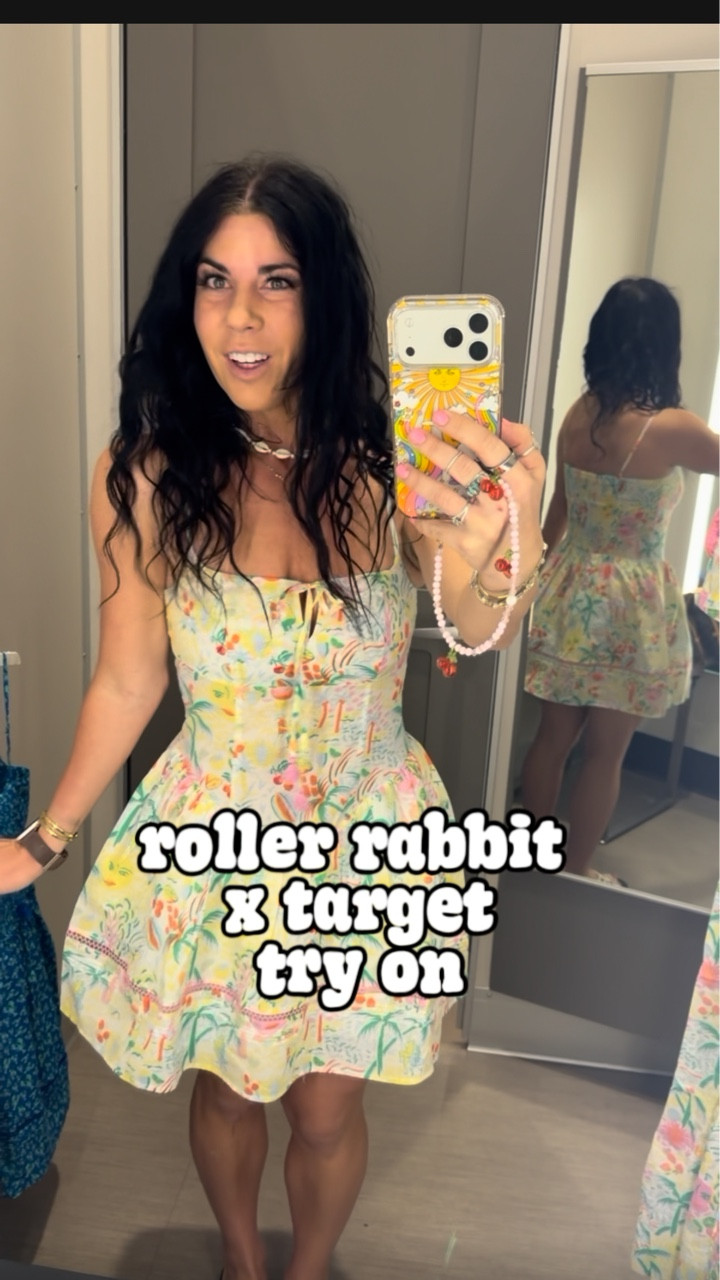 Just woke up early on a Saturday and wandered into Target… suddenly I’m one of the first people there and doing a full try-on. 😂😂😂 Things escalated quickly. #rollerrabbit #targetrollerrabbit #targetryon