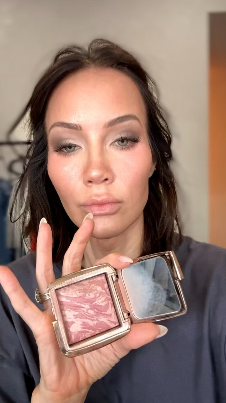 Wearing #hourlgas blush in Mood Exposure and Nude light bronzer.
nars power in shade Creek.

#LTKBeauty #LTKootd #LTKgrwm