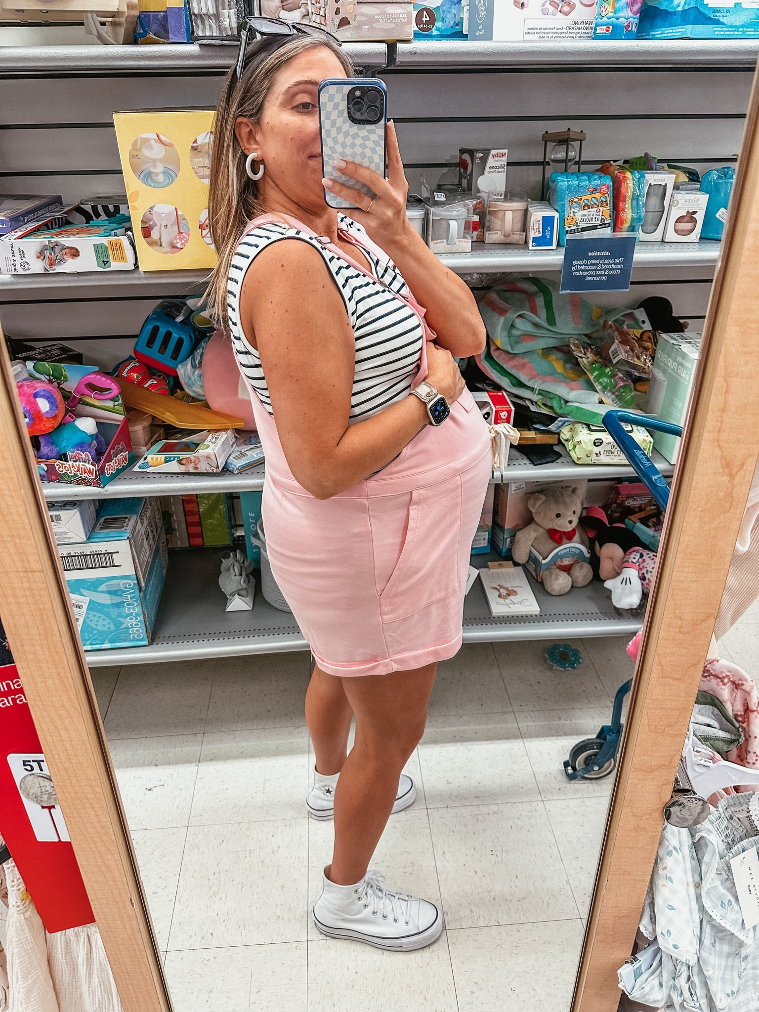 Shortalls XL / tank (maternity) L / shoes tts

#LTKstyletip #LTKbump