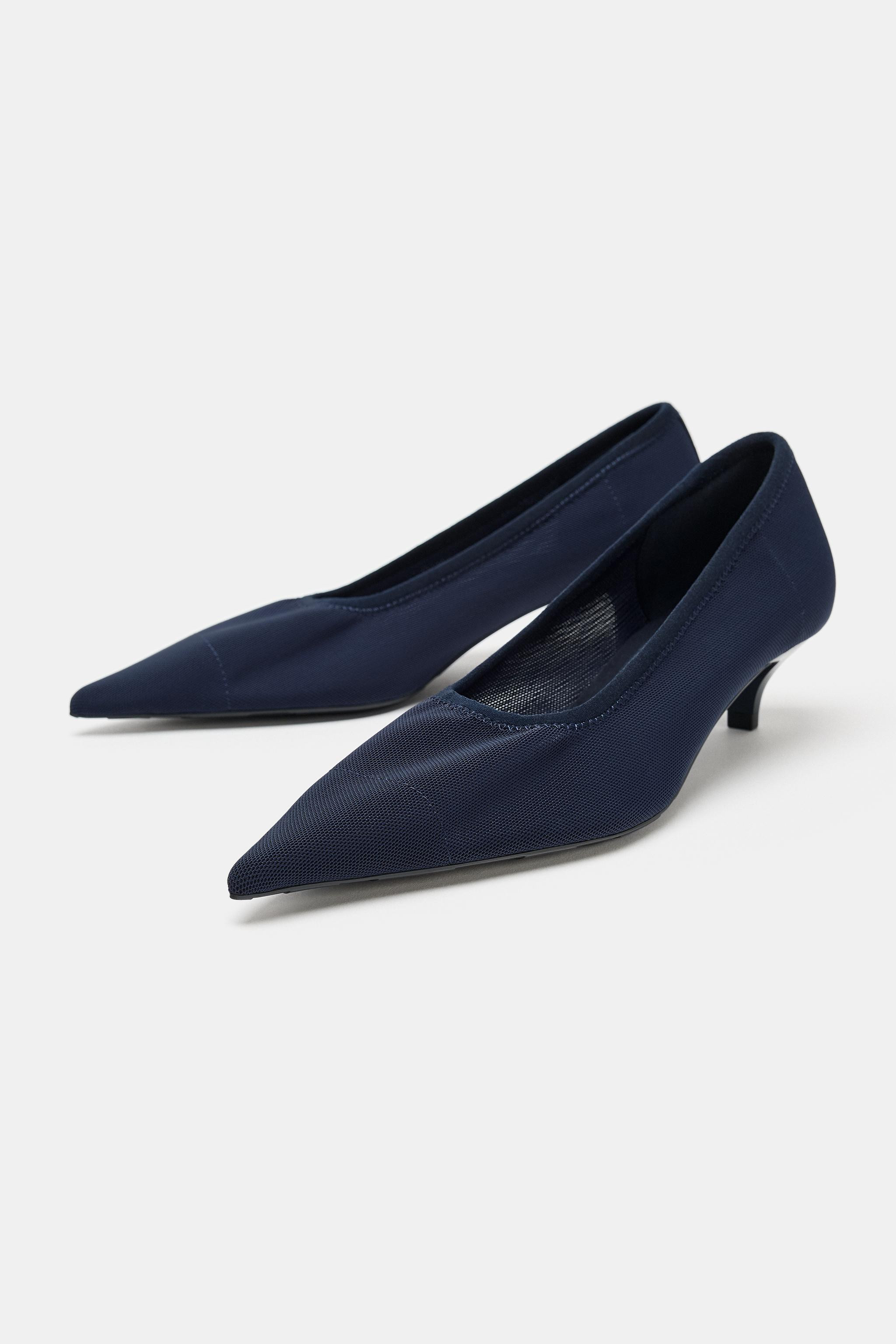Heeled shoes. Mesh upper. Kitten heel. Round cut-out. Pointed toe.Heel height: 1.6 inches (4 cm) | Zara US