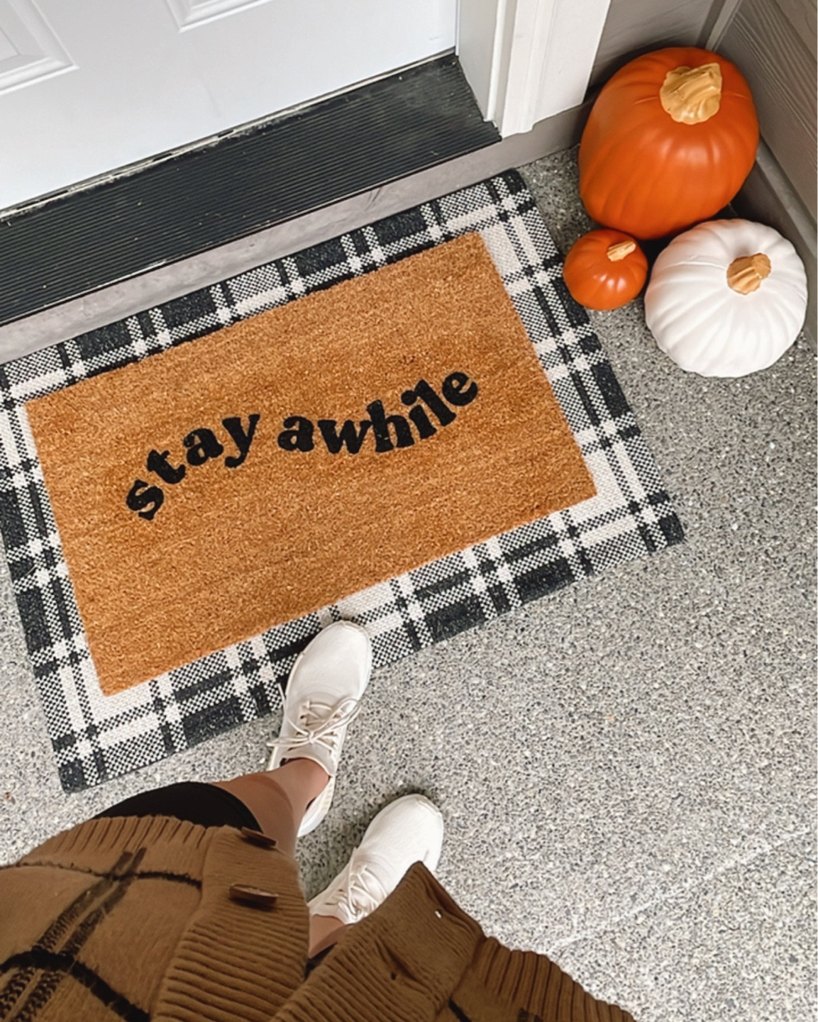 Fall front door decorations 🎃🍂 

Target find/Target Haul/fall decorations/fall home/doormat 

#LTKSeasonal #LTKsalealert #LTKstyletip