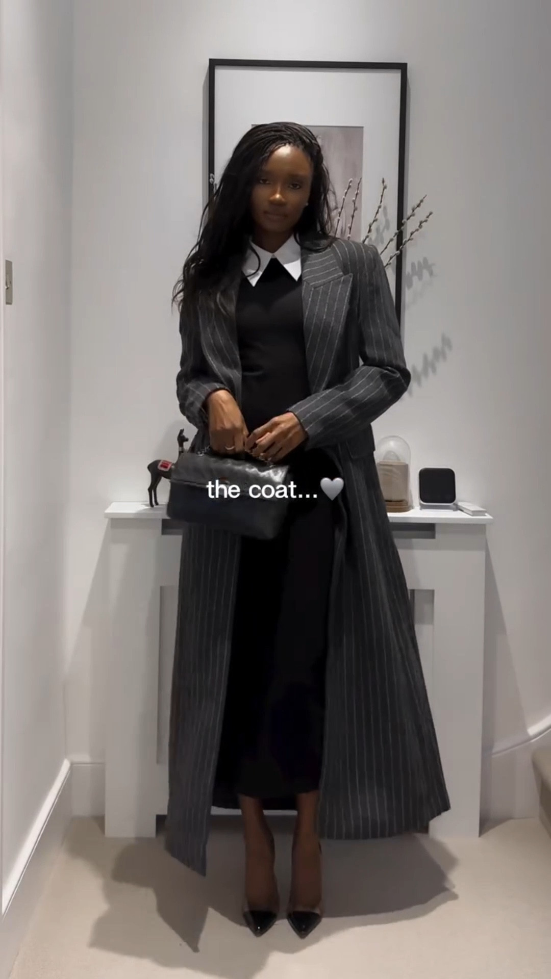 In love with oversized coats at the moment..🩶🩶
outfit link in my bio
•
•
•
•
•
•
•
•
outfit ideas. outfit inspo. fashion inspo. minimal style.
effortless chic. everyday outfit. ootd.
clean girl aesthetic. neutral tones. modern femininity.
timeless style. capsule wardrobe. luxury basics.
street style. understated elegance.
#oversizedcoat #wintercoat #coat #fashion #outfitoftoday

#LTKwinter #LTKworkwear #LTKuk
