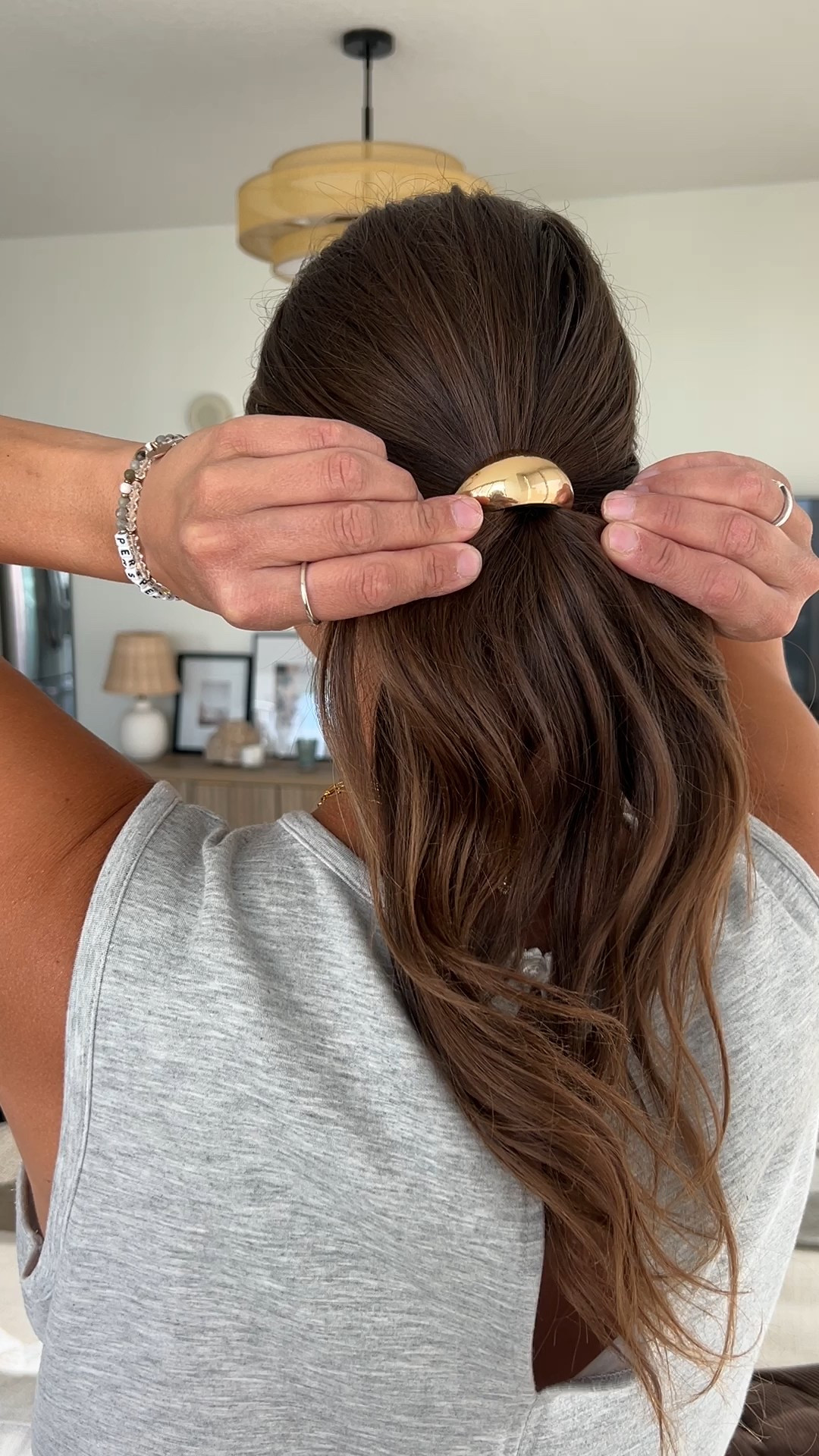 Under $10 Amazon hair ties pack of three add an elevated look to your hair! Fine hair approved



Amazon finds / Amazon beauty / hair ties / gold hair ties 

#LTKSeasonal #LTKFindsUnder50 #LTKWatchNow