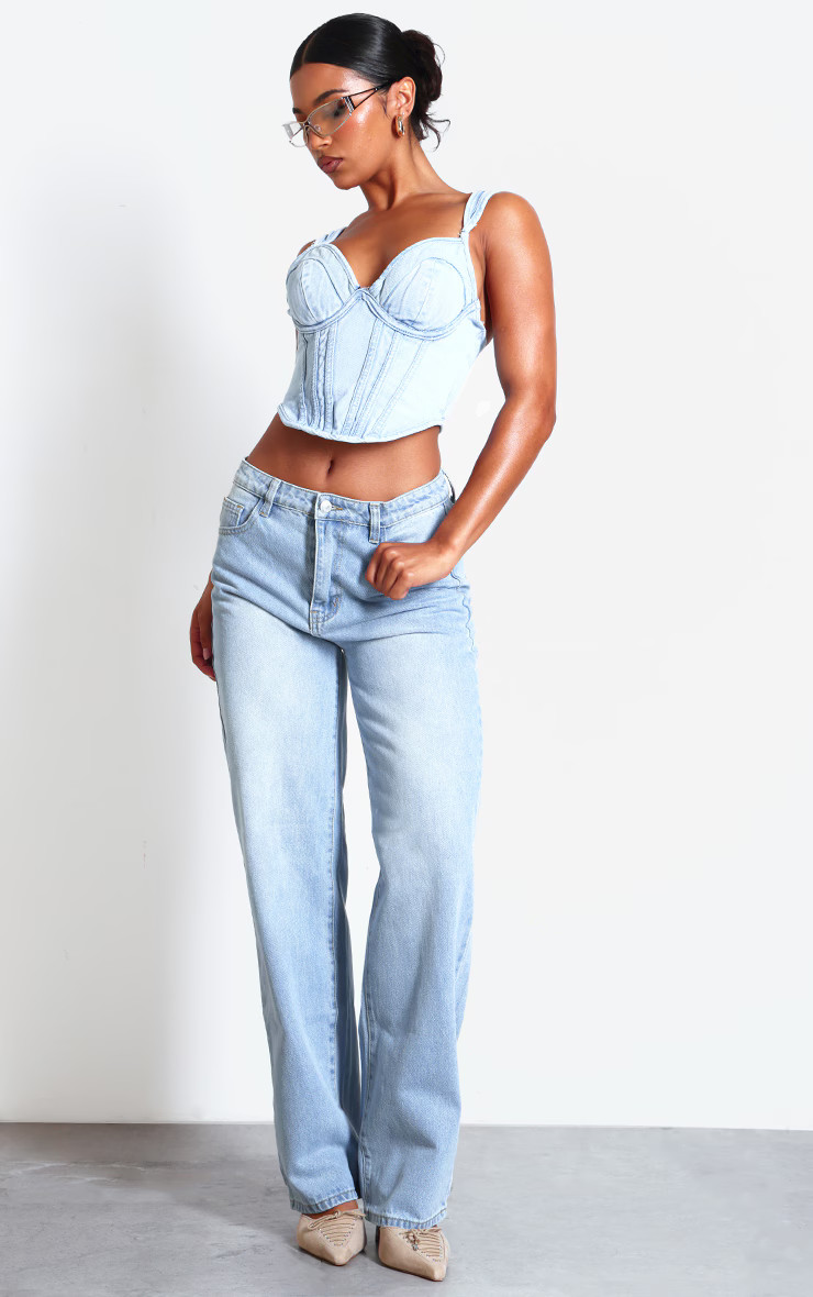 Light Blue Wash Mid Rise Straight Leg Jeans | PrettyLittleThing UK