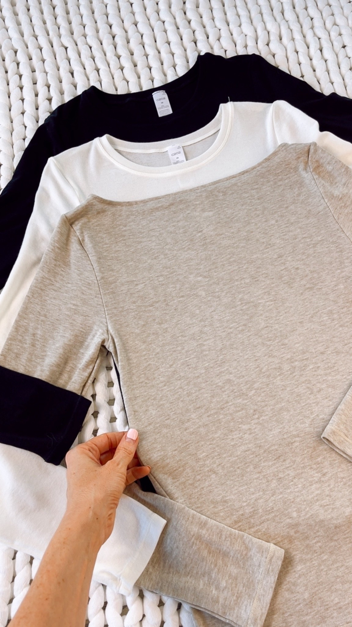 Love these wool blend tops for all our casual fall outfits! 🍂 Perfect for layering! Ultra soft & warm! Wearing xs

#LTKSeasonal #LTKSaleAlert #LTKootd