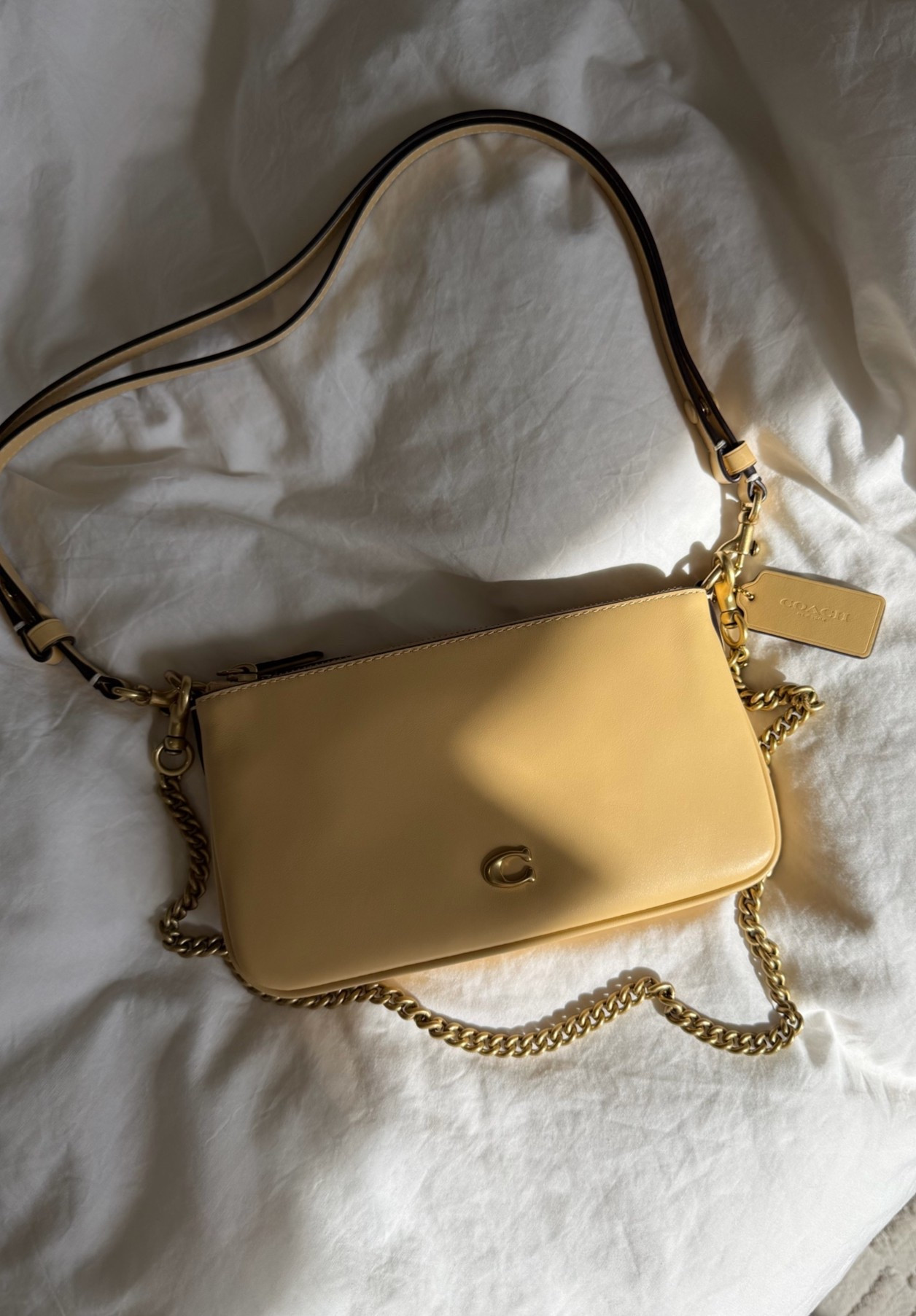 Vanilla Coach bag👜💛🍦