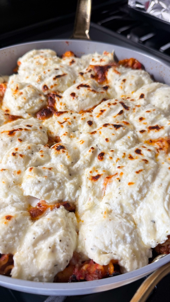 Busy week and need a quick - easy meal? This one pot lasagna is 🙌🏻

Ingredients:

2lbs ground meat
1/2 white onion, diced
1 - 28oz can of whole peeled tomatoes 
1 -18oz of tomato sauce
16.9oz Kettle & Fire Chicken Broth
2 cups shredded mozzarella cheese
1/4 cup shredded Parmesan 
16oz ricotta cheese
1lb of Gigli Noodles 
Salt, pepper, onion powder, garlic powder and Italian seasoning

Brown ground meat and sauté onions on med-high heat; add tomatoes and sauce and cook until tomatoes cook down, add seasonings; add noodles and broth; make sure all noodles are covered before putting lid on pan. Cook for about ~15 minutes, until noodles are al dente. While noodles cook, prep ricotta cheese mixture ( ricotta, 3/4c mozzarella and 1/4c Parmesan) as well as seasoned with Italian seasoning and salt.

Once noodles are done, fold in ~1/4c mozzarella then top with more mozzarella and place lid- heat on low - just to melt cheeses; now top with ricotta mixture and place in oven under broil with no lid long enough to lightly brown ricotta cheese and melt it.

Enjoy!! 

Use the discount code : TheSoutherlyMagnolia to get 10% off your Caraway purchase!

#friendsofcaraway #kettleandfire #onepotlasagna #CarawayCookware
