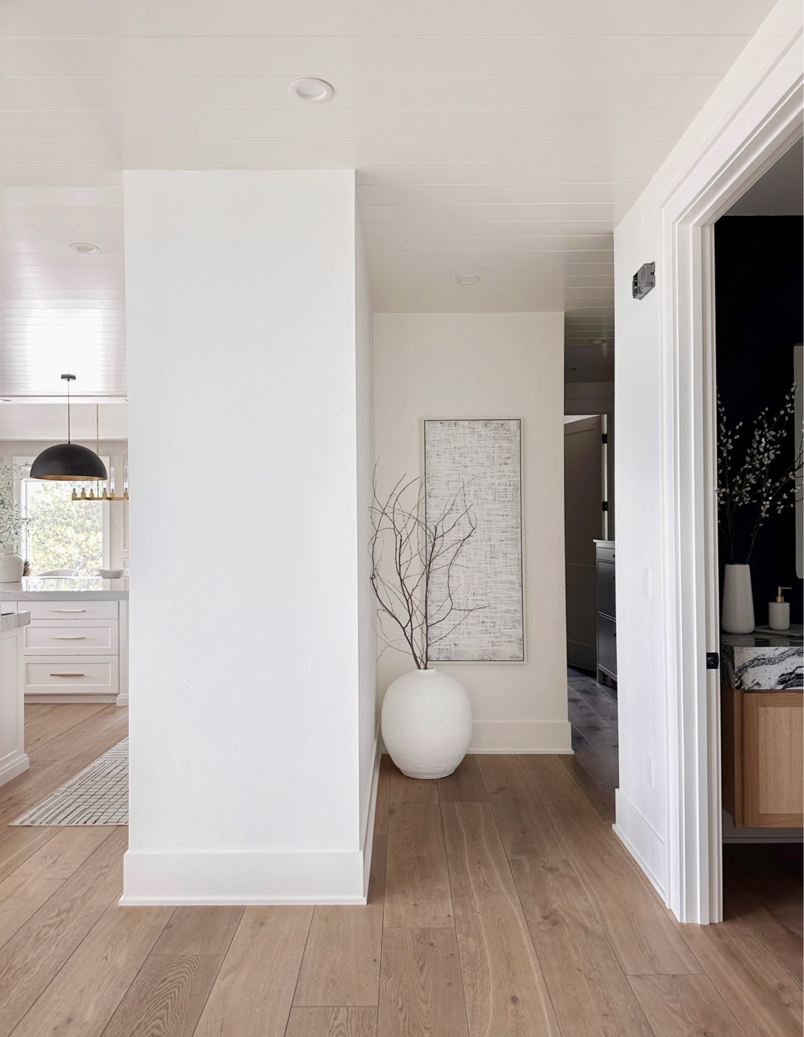 My Corner Vignette

Vignette Styling, In My Home, Home Decor, Kitchen Decor, Arhaus, Planter, Corner Styling, Organic Modern Home, Home Decor, Home Decor Finds

#LTKstyletip #LTKFind #LTKhome