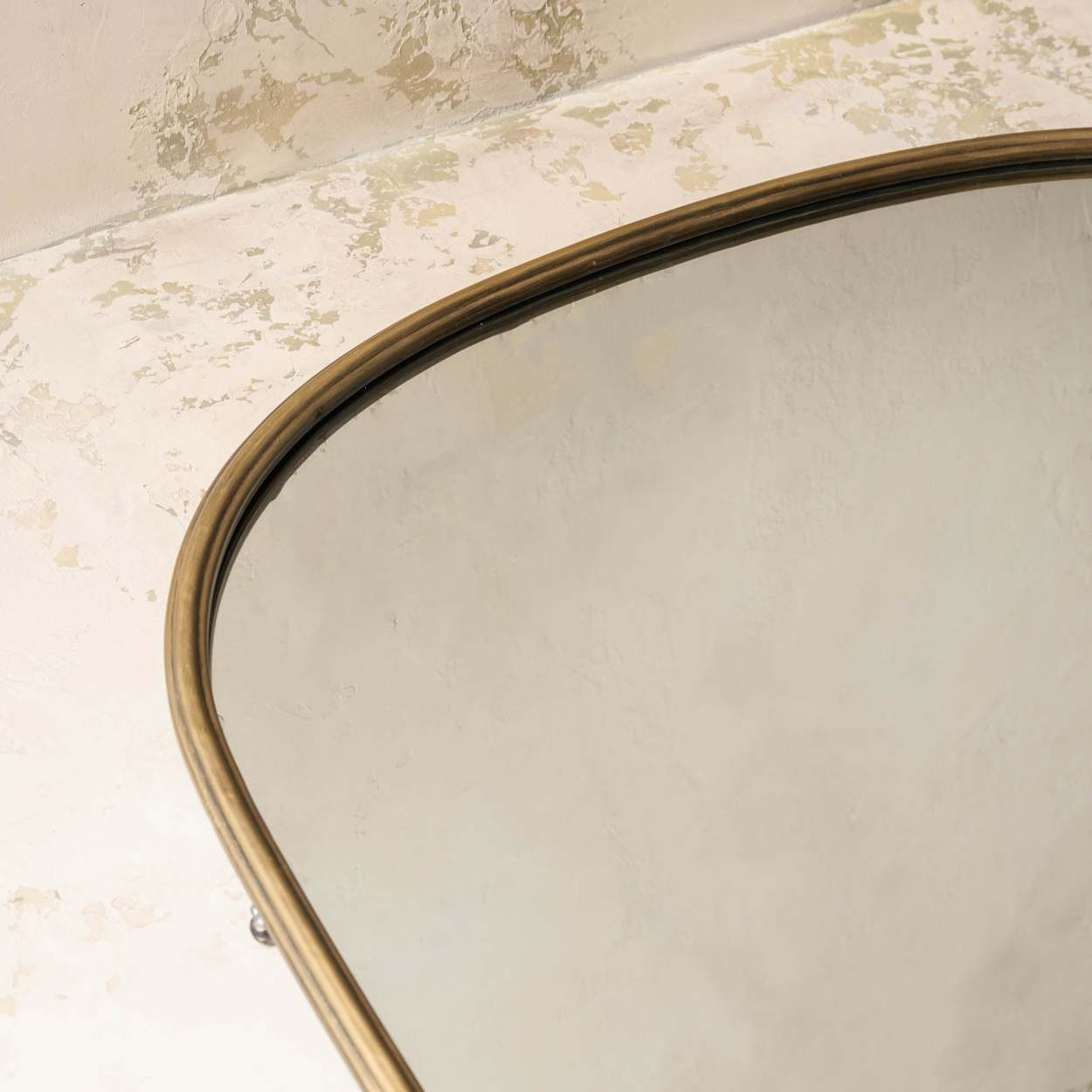 Archer Brass Metal Framed Mirror | Magnolia