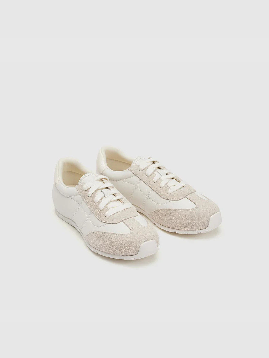 Two Toned Round Toe Sneakers | Urban Revivo