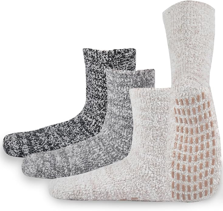 JORMATT 3 Pairs Ultra Thick Grip Fuzzy Socks Non Skid Slipper Hospital Socks Unisex | Amazon (US)