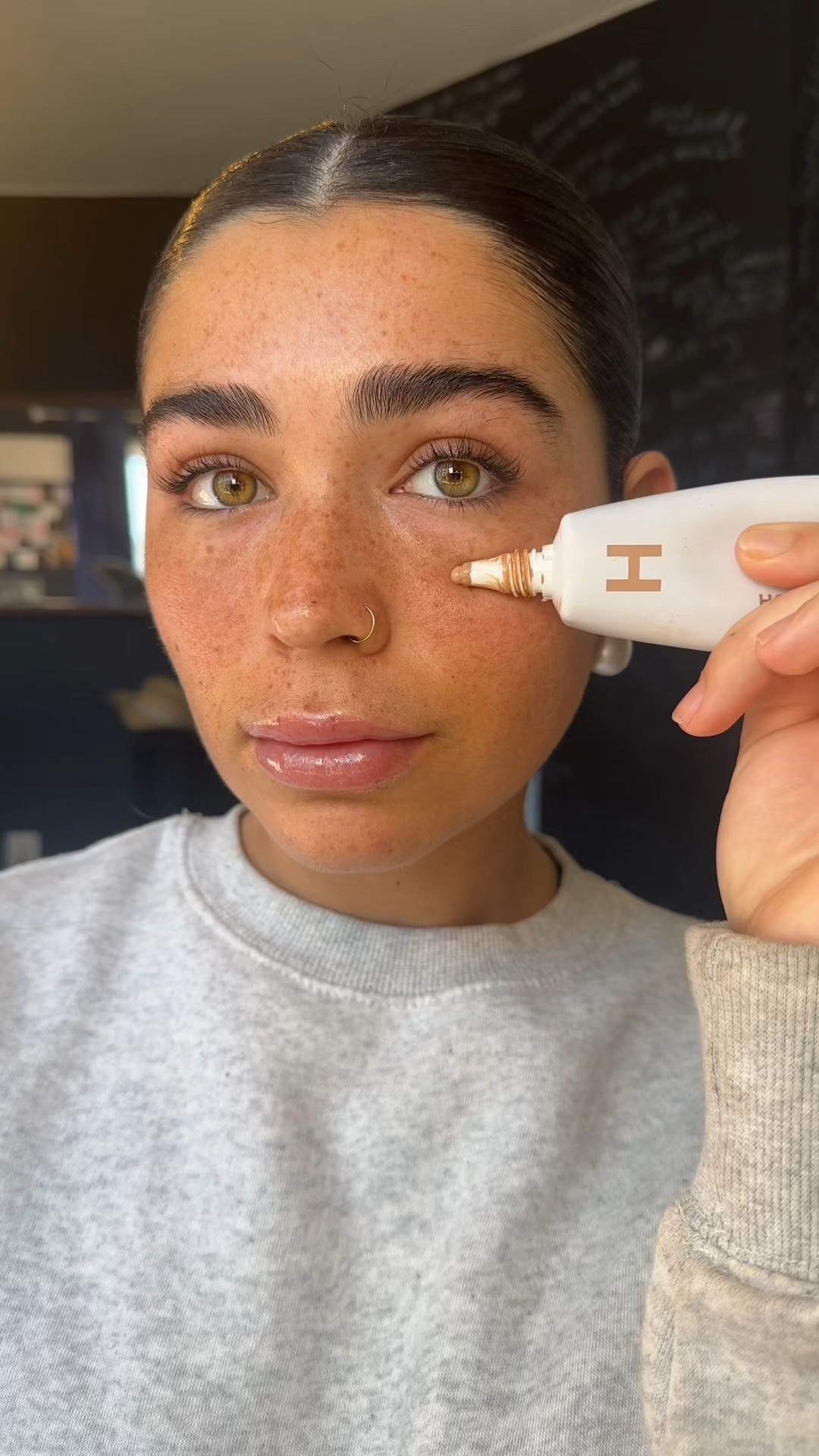 Makeup that gives you GLOW !!! 

#LTKFindsUnder50 #LTKBeauty #LTKU