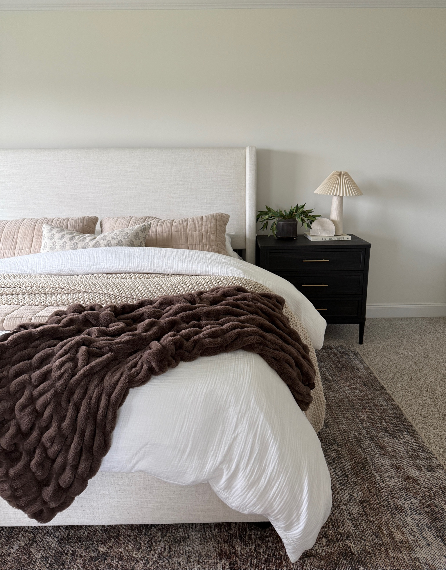 Wayfair Black Friday Sale. Rug sale. Loloi rugs. Upholstered bad. Walmart Black Friday salee

#LTKCyberWeek #LTKHoliday #LTKHome