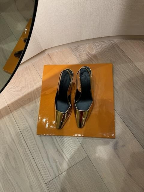 Me+Em - Chisel Toe Metallic Slingback

#LTKstyletip #LTKworkwear #LTKshoecrush