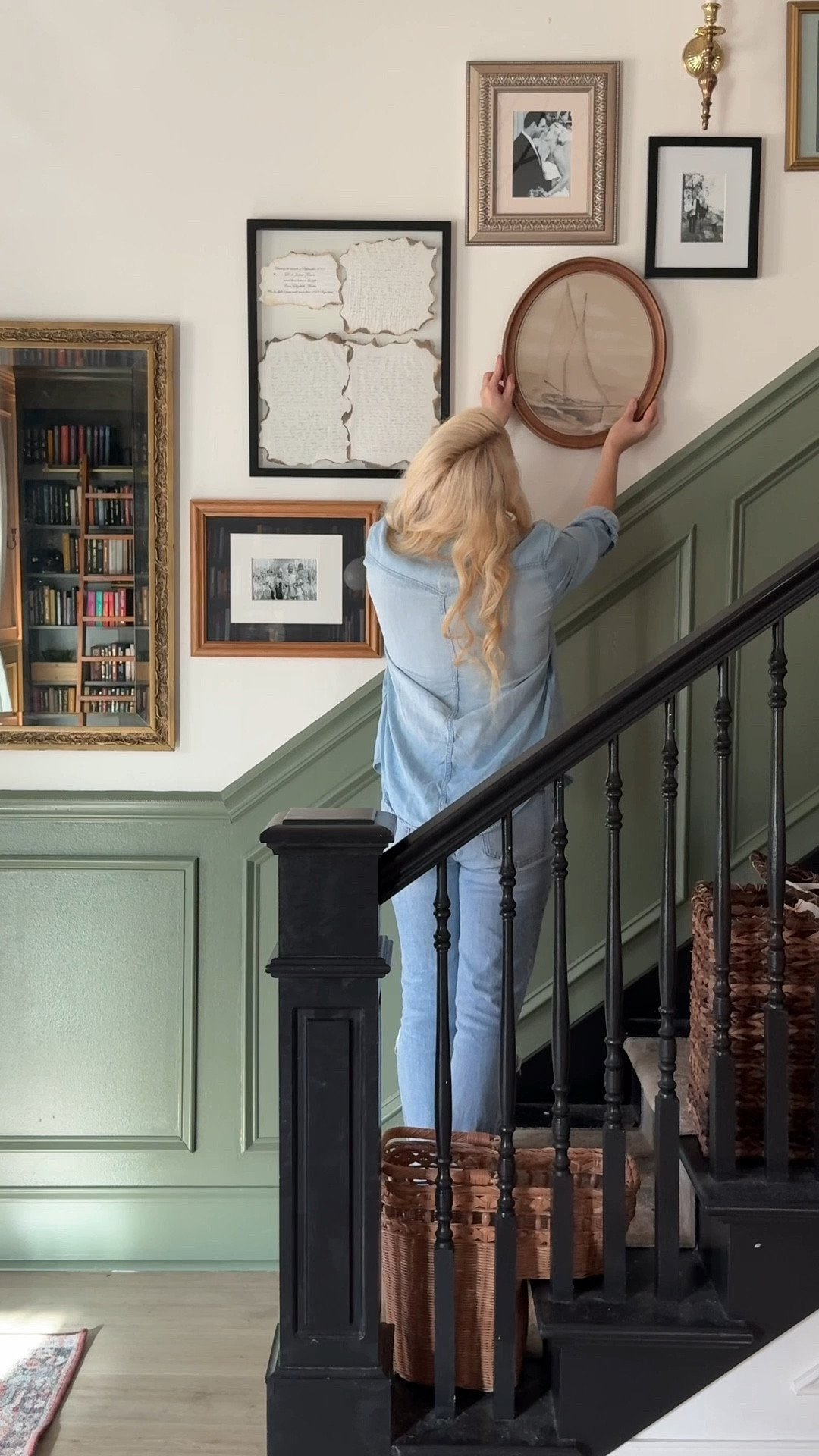 There’s something so special about picking up Christmas and a nice refresh for the new year ahead…linked all my Christmas storage! I don’t know what I would do without these Christmas bags 




#LTKHome #LTKSeasonal #LTKFindsUnder100