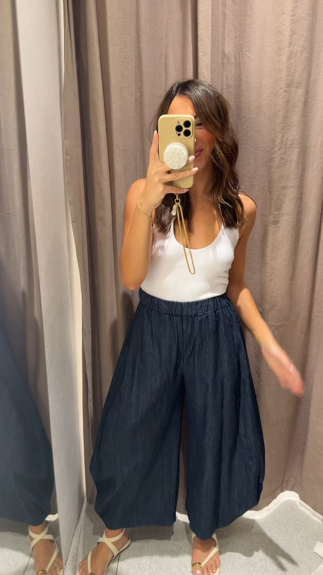 Zara has popped off for fall!!! Small tops xs bottom! 