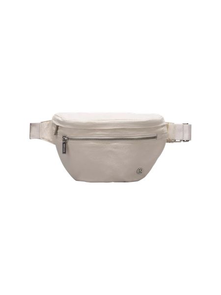 City Adventurer Belt Bag 2.5L | Lululemon (US)