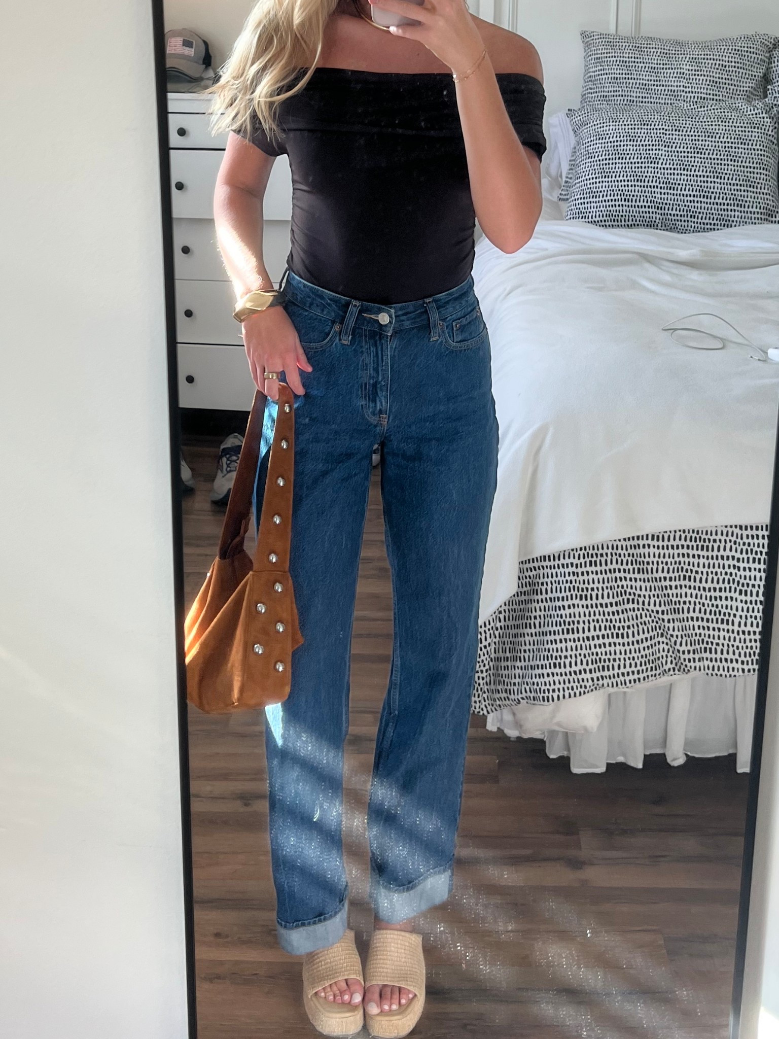 Classy fall transition outfit 

#LTKSeasonal #LTKFamily #LTKFindsUnder100
