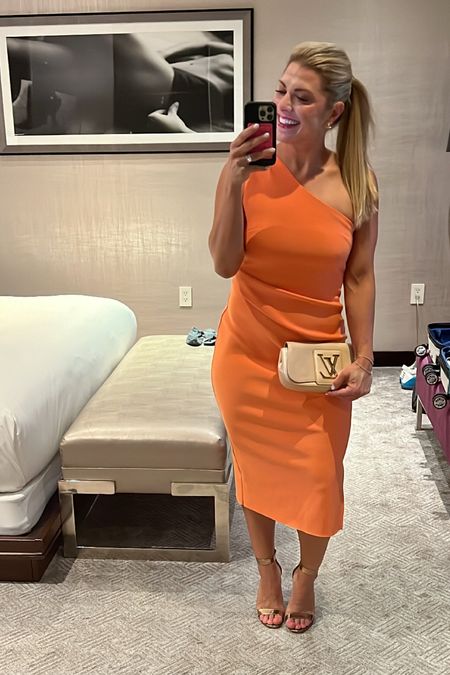Size 8. Such a fun, bold color to wear in Vegas! Super comfortable  

Vegas outfit. One shoulder dress. Moms night out. Bodycon dress. 

#LTKcurves #LTKbeauty #LTKunder100