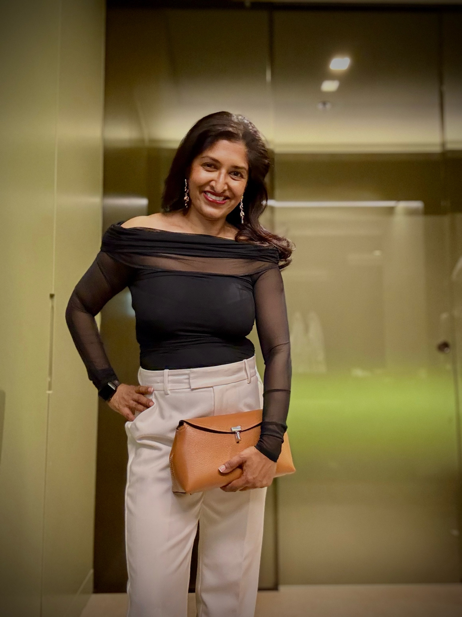 Off Shoulder Top that’s super flattering, elegant & won’t break the bank! 



#LTKstyletip #LTKover50style #LTKfitness