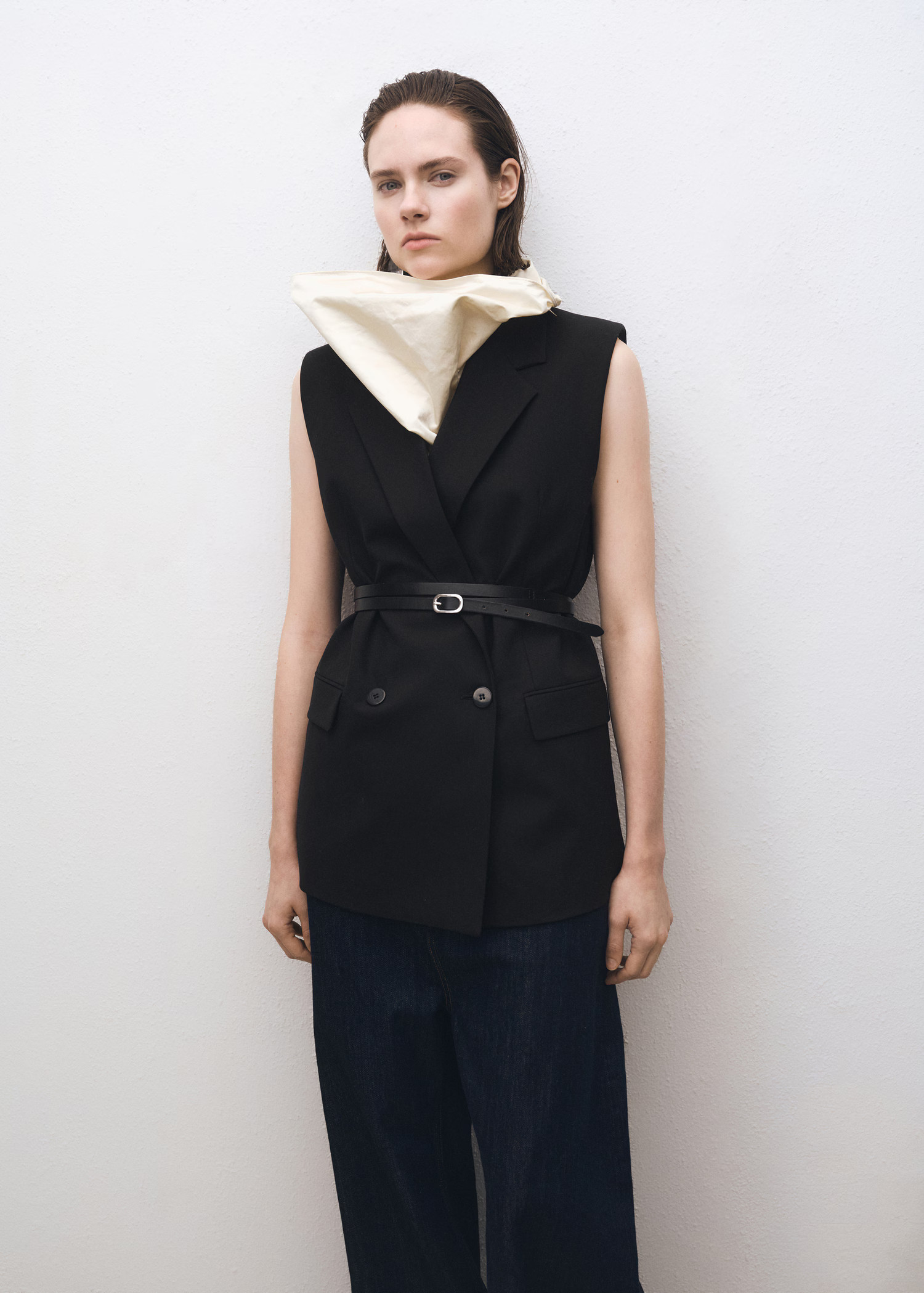 Wool-blend vest with lapels - Women | MANGO USA | Mango (US/MX/AU)