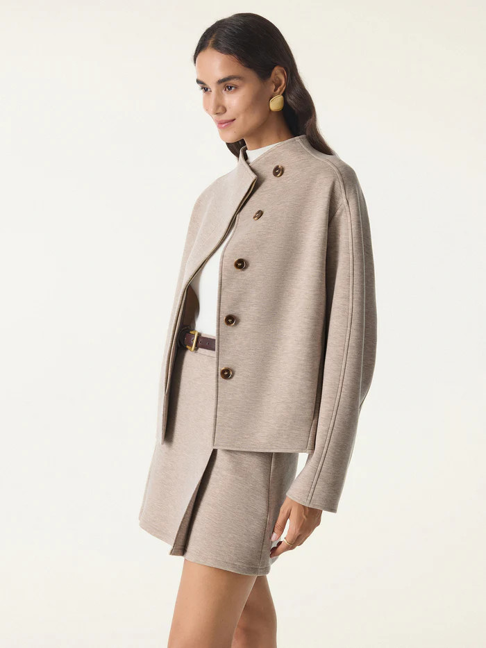 Minimalist Stand Collar Cropped Jacket with Pockets | OGLmove