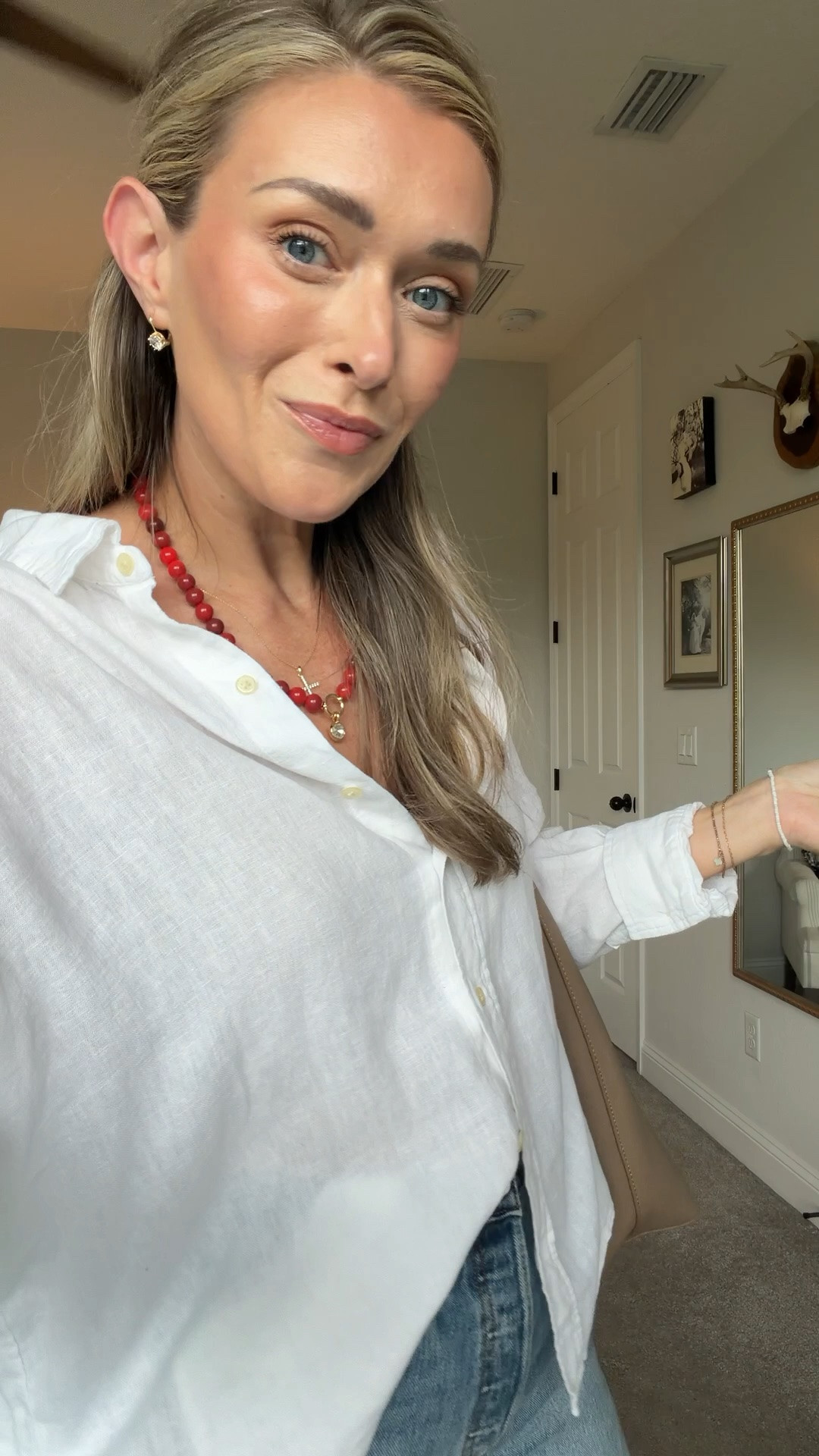 Ootd! Keeping it simple with a linen top and Levi straight leg jeans! I go to outfit all the time!

#LTKdayinmylife #LTKootd #LTKgrwm
