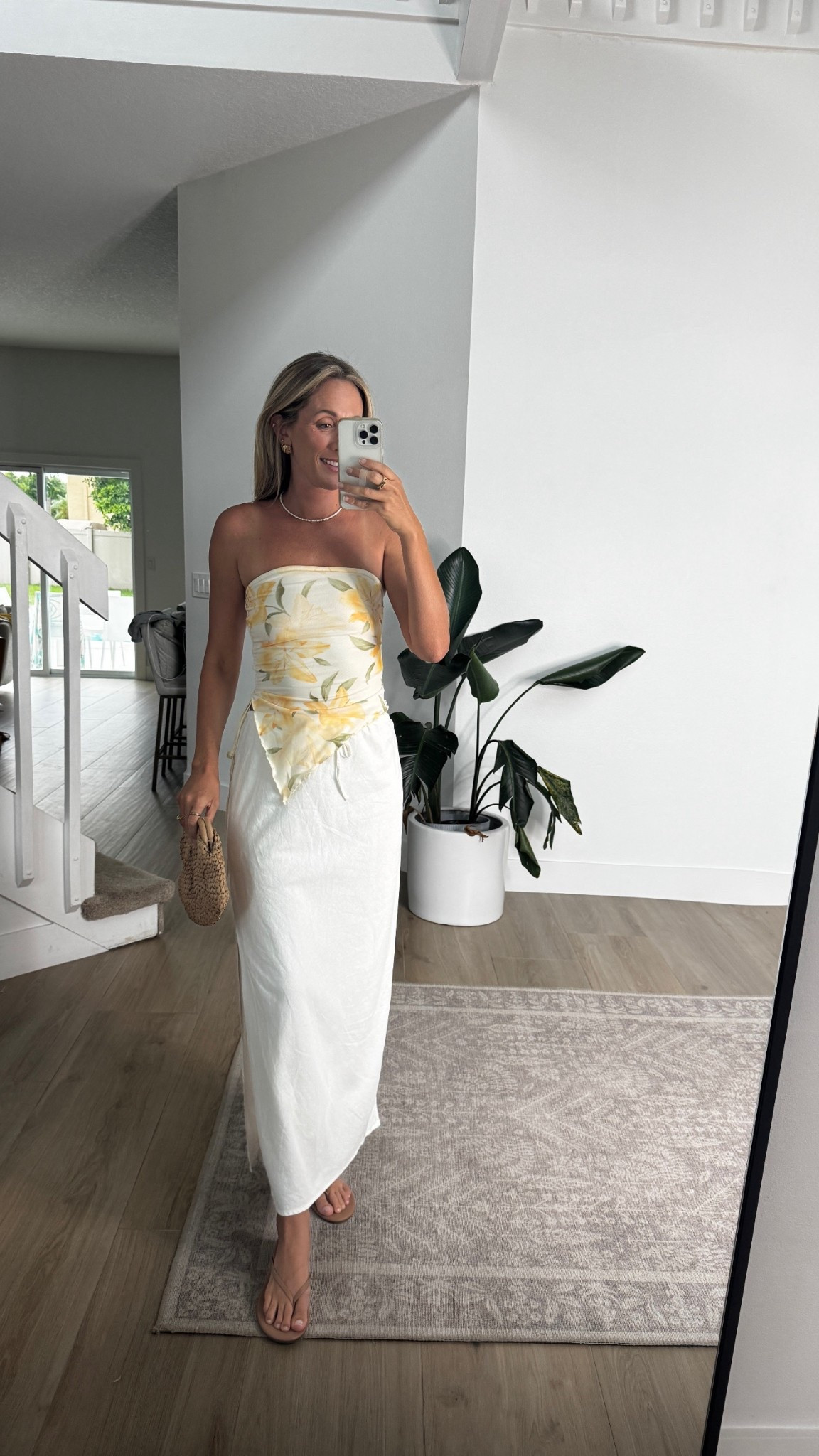 White linen maxi skirt 

#LTKmomlife #LTKSpringSale #LTKgrwm