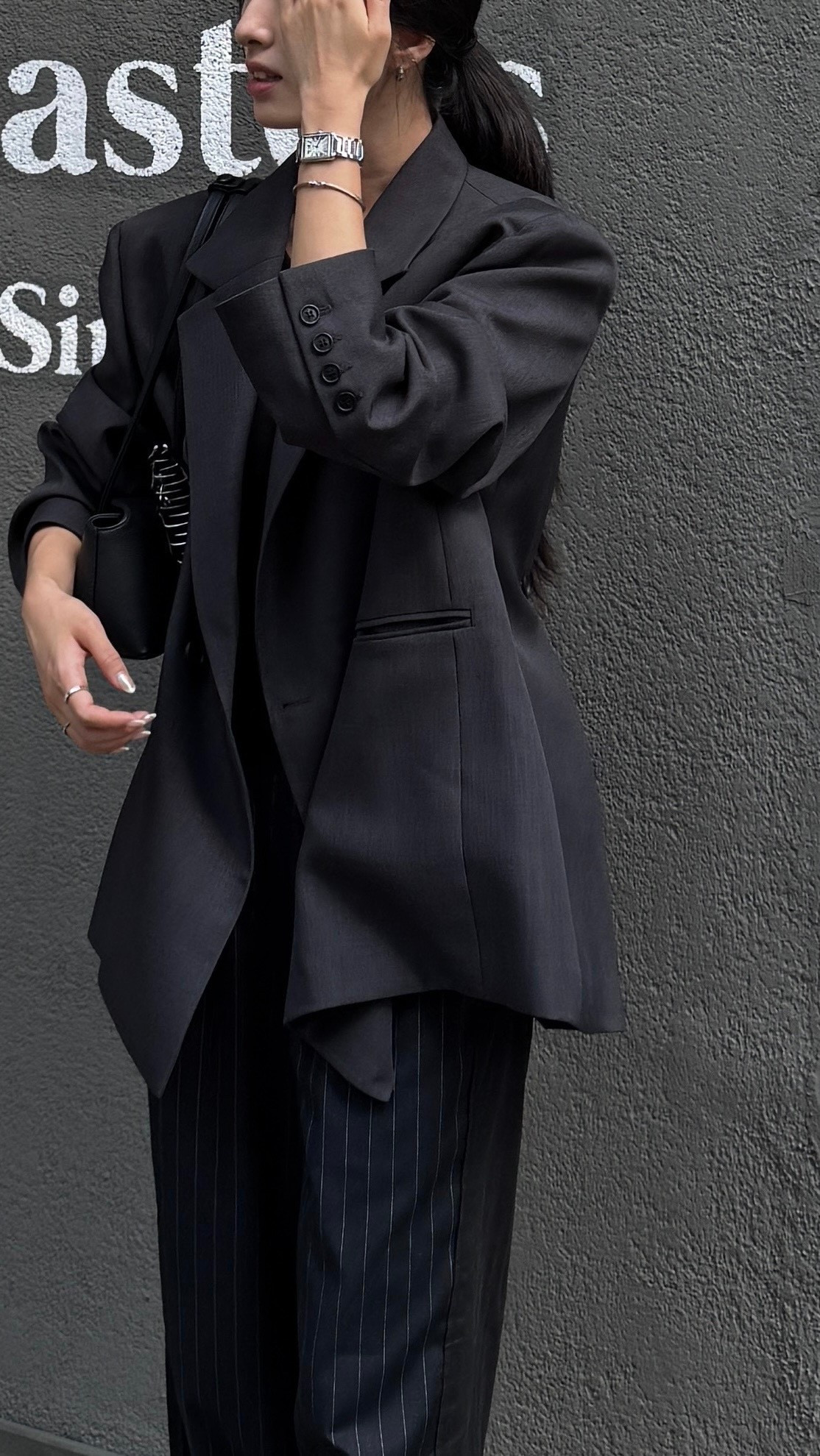 both from korea - linking similar ones!

blazer: atelier nain
trousers: insilence

#LTKootd