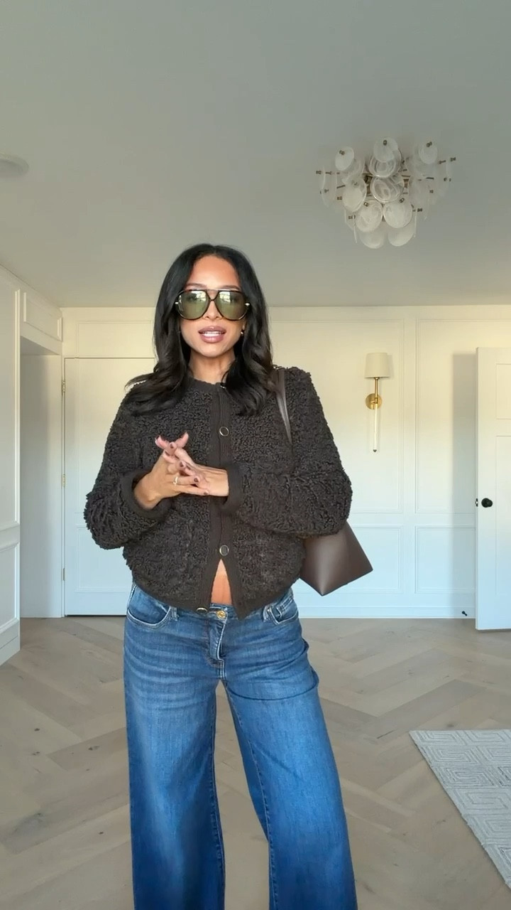 Fall outfit of the day 🍂🤎 Wearing size S cardigan and size 8 wide leg jeans (sized up for the bump), mules fit TTS 


Fall outfit 
Fall fashion
Weekend outfit 
Chocolate brown
Jeans
Denim 
Pregnancy outfit 

#LTKStyleTip #LTKSeasonal #LTKFindsUnder100