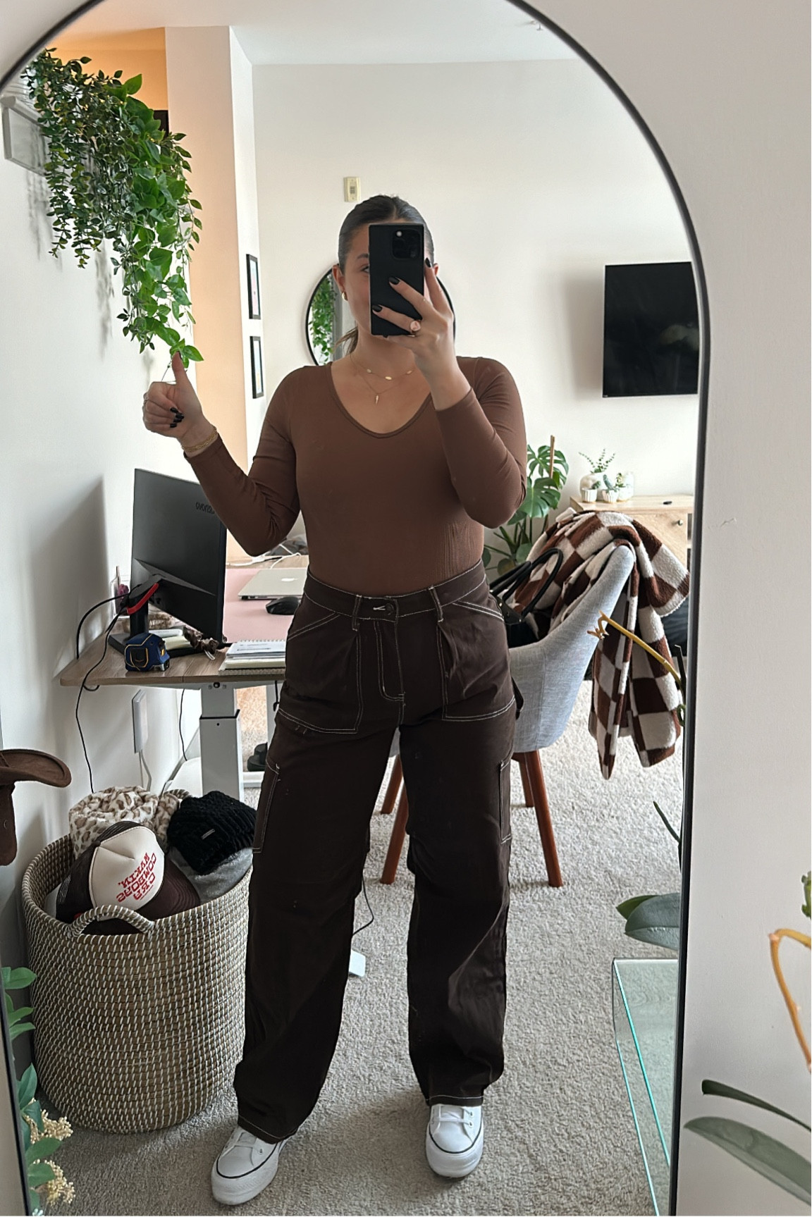 Winter Outfit / Work Outfit ❄️🧤🧣
Another all brown, monochrome work outfit this chilly winter Thursday. I love neutrals. I love browns. And I love being comfortable sitting in the office all day. This is a trendier option for work with these pants from Amazon but it’s still appropriate and shows a bit more of your style at work. 🤎
#workwear #workoutfit #winteroutfit #outfitinspiration #amazon #affordable

#LTKfindsunder100 #LTKstyletip #LTKworkwear