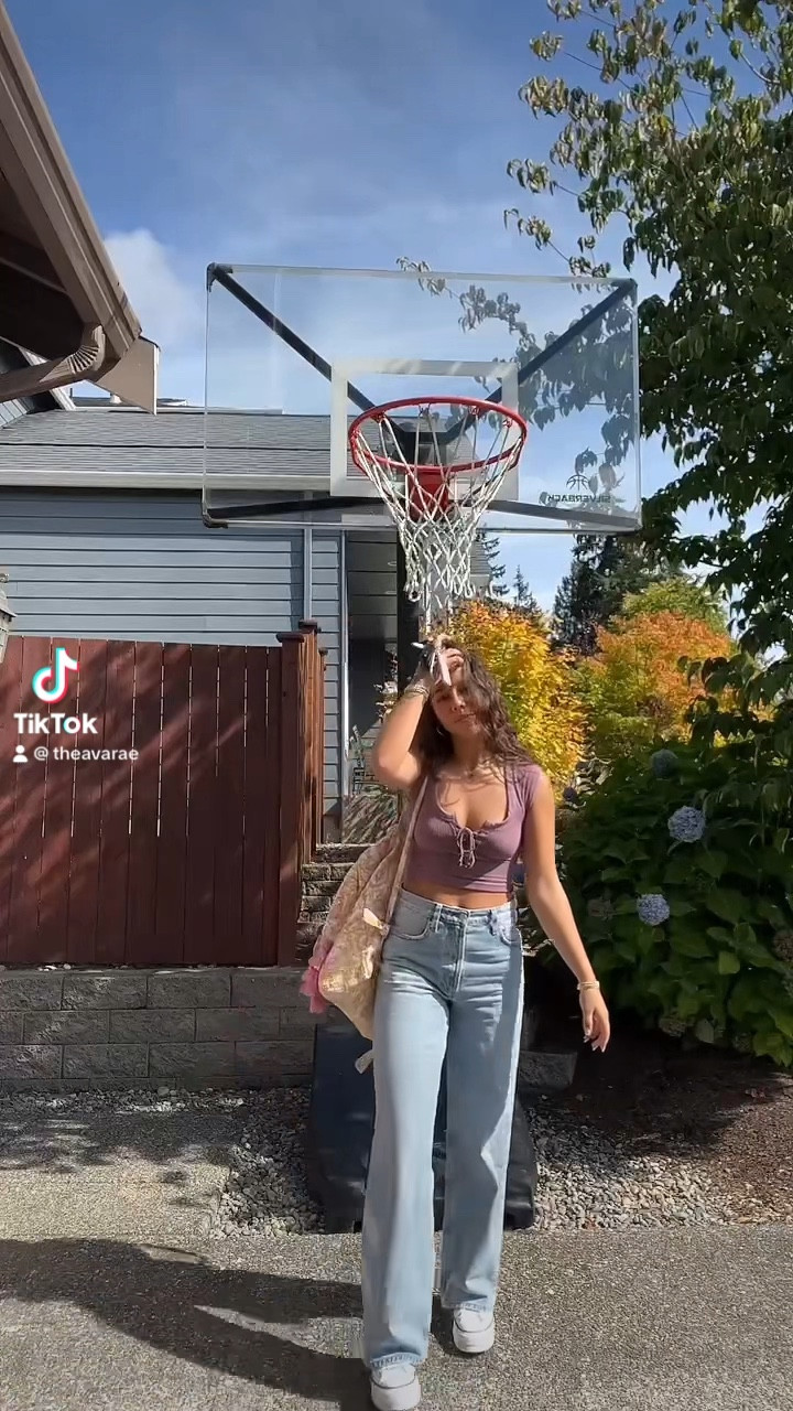 cute school fit on a warm day!! *seen on tiktok*
top: small
jeans: 25