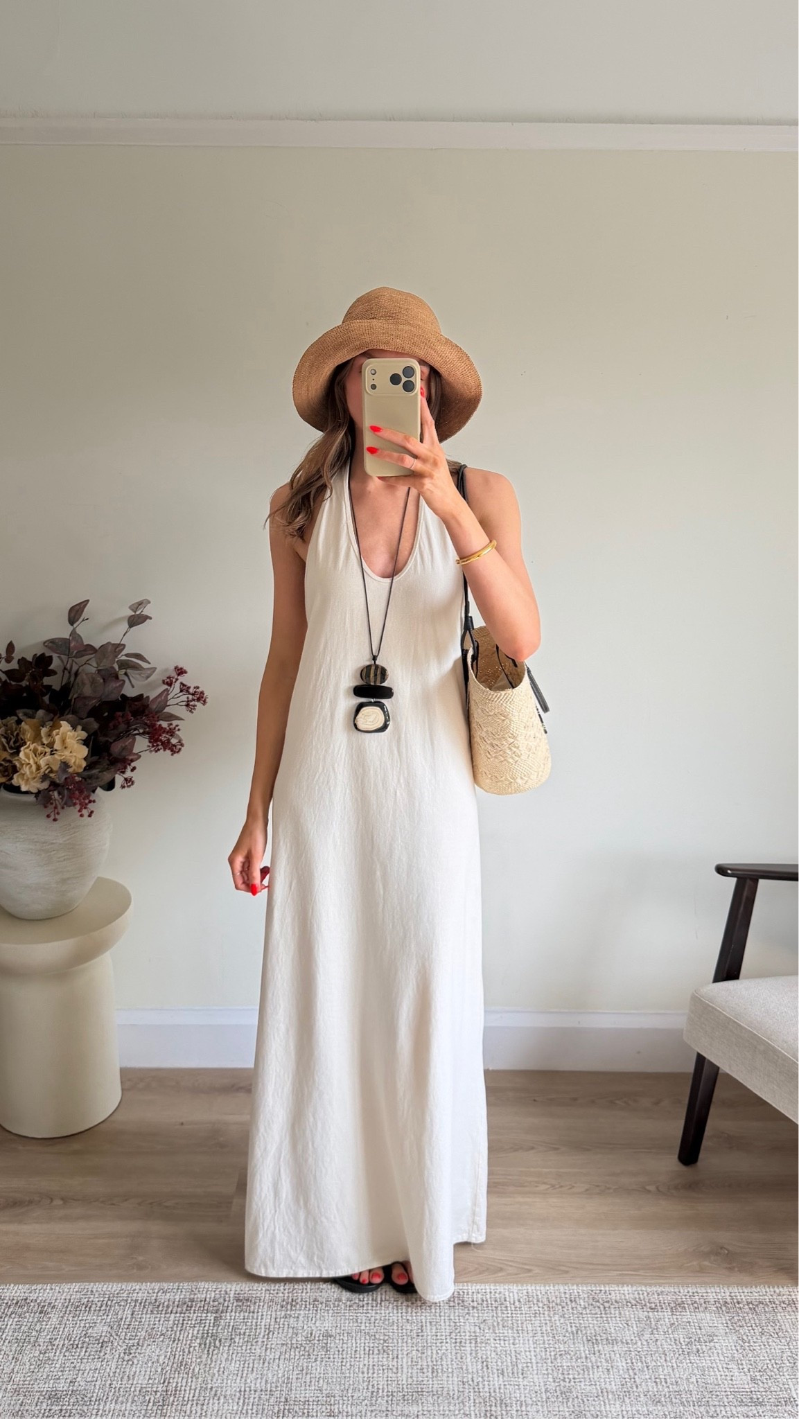 Aritizia hat
Small in the Zara long dress 
I’m 5ft 6 
Zara pendant necklace - exact & similar linked

Holiday outfit

#LTKuk #LTKspring #LTKsummer