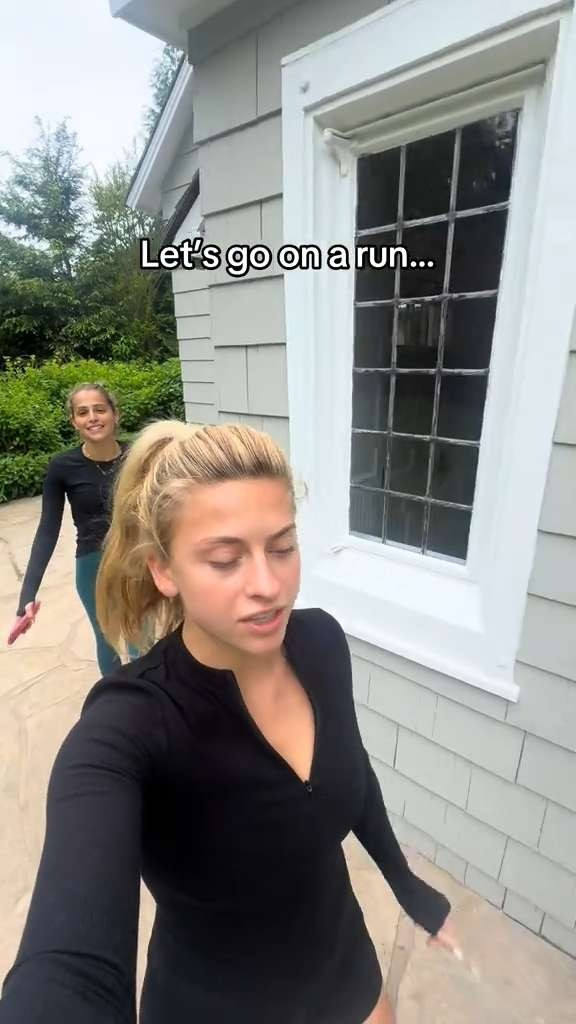 Let's go on a run!!! 

 #LTKActive #LTKStyleTip