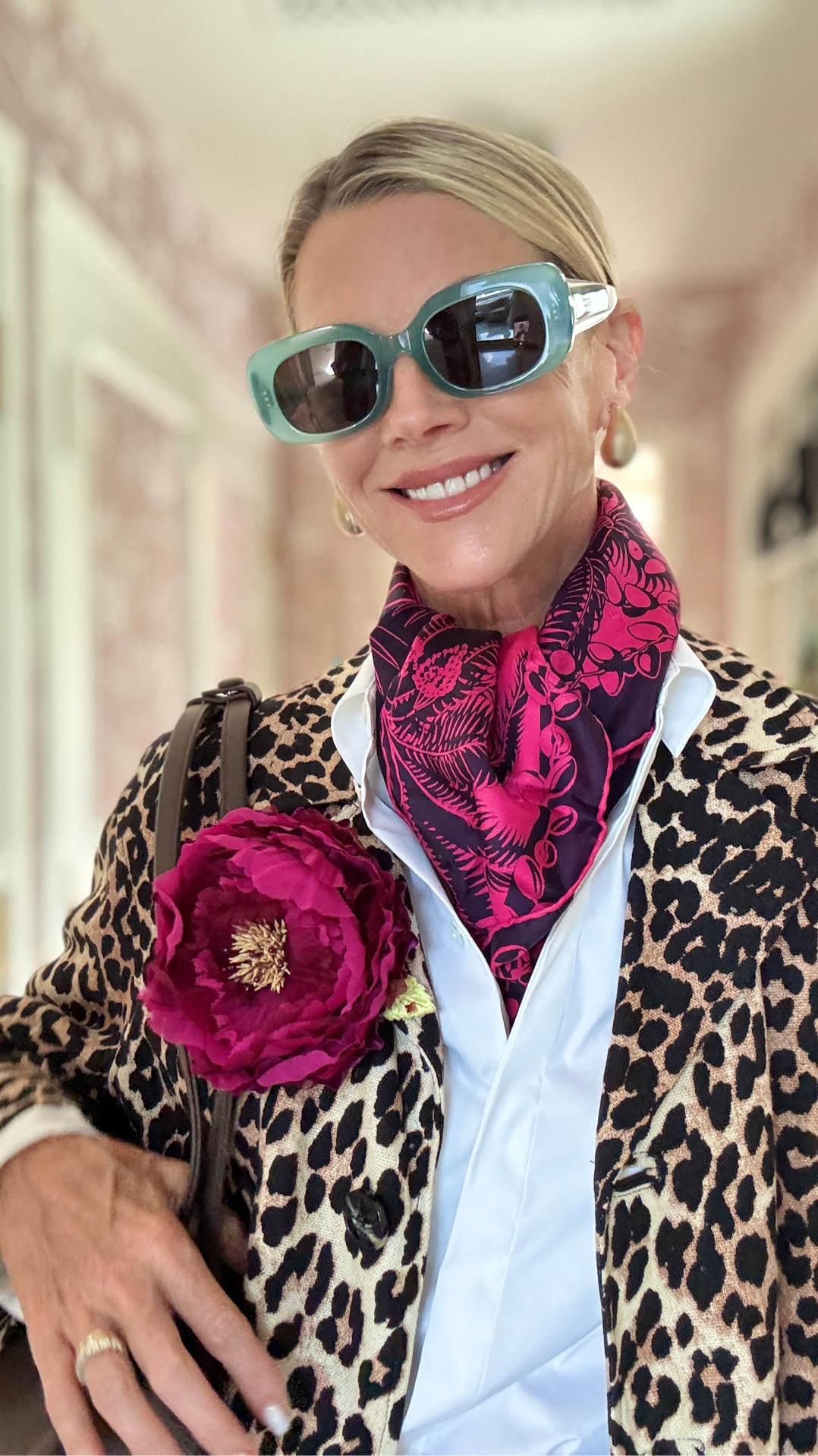 I love a floral brooch, and this one is absolutely stunning. Fabulous way to spice up your fall wardrobe..

#LTKSeasonal #LTKOver40 #LTKStyleTip