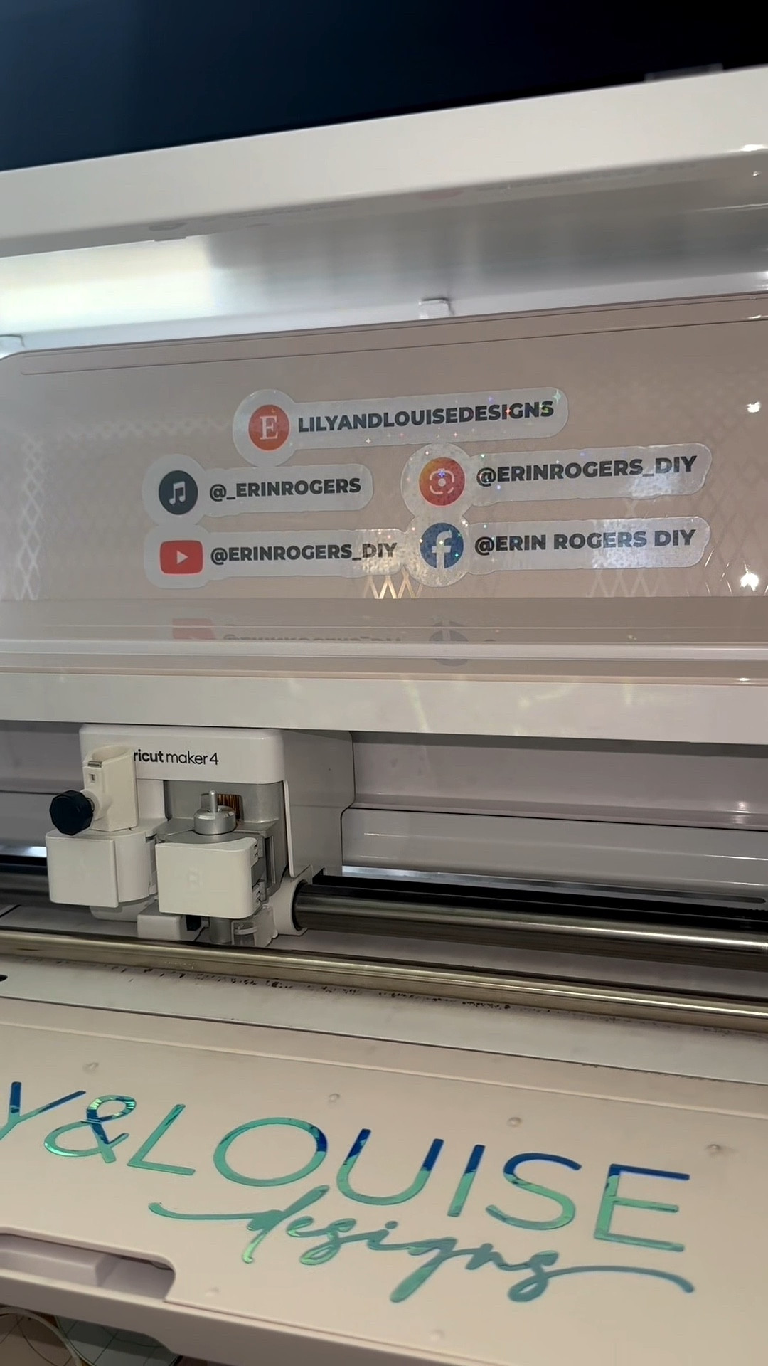 Cricut Glitter Stickers ✨

#LTKWedding