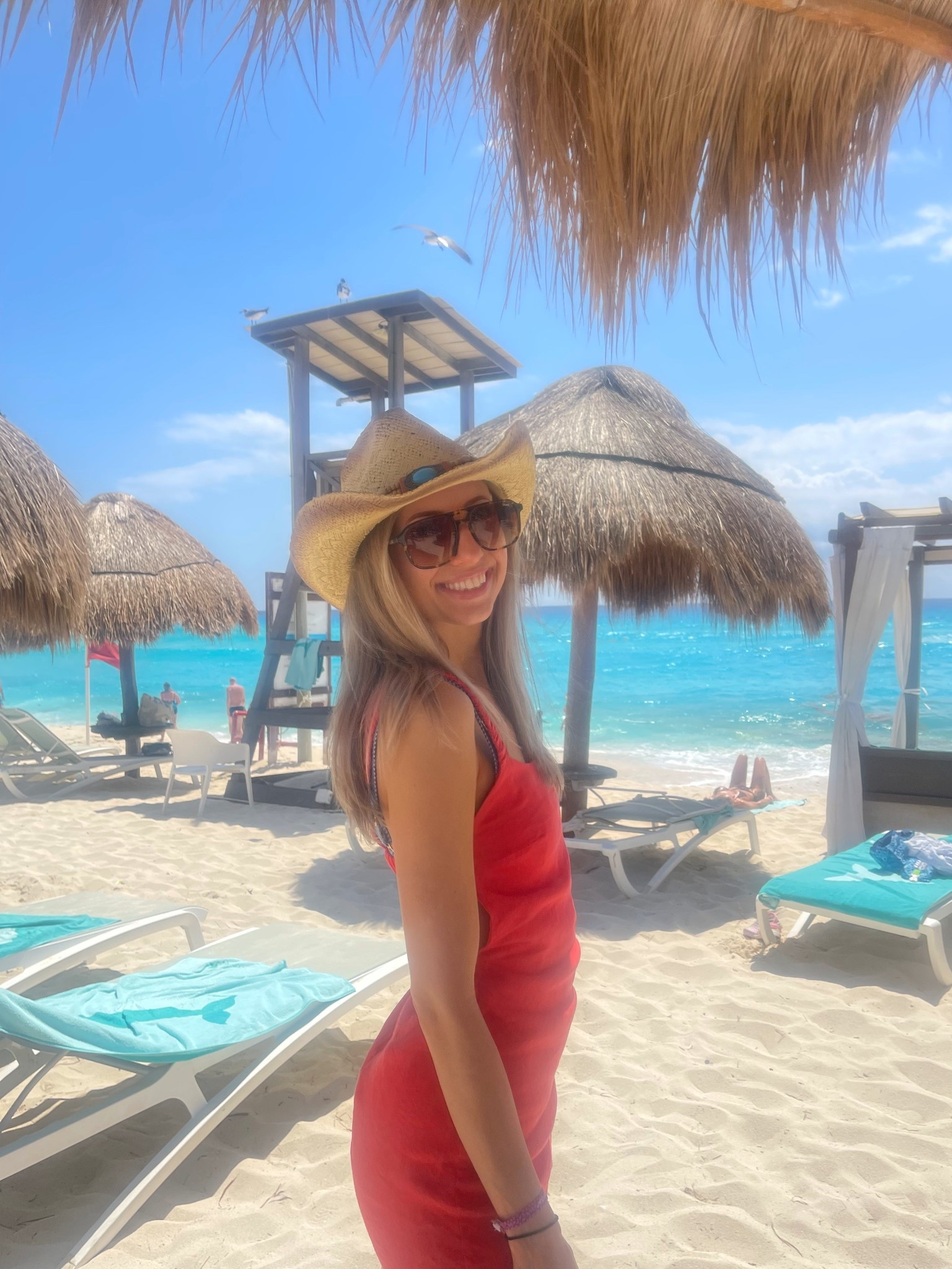 dress is from Zara but found a similar one on amazon ❤️

#LTKTravel #LTKStyleTip