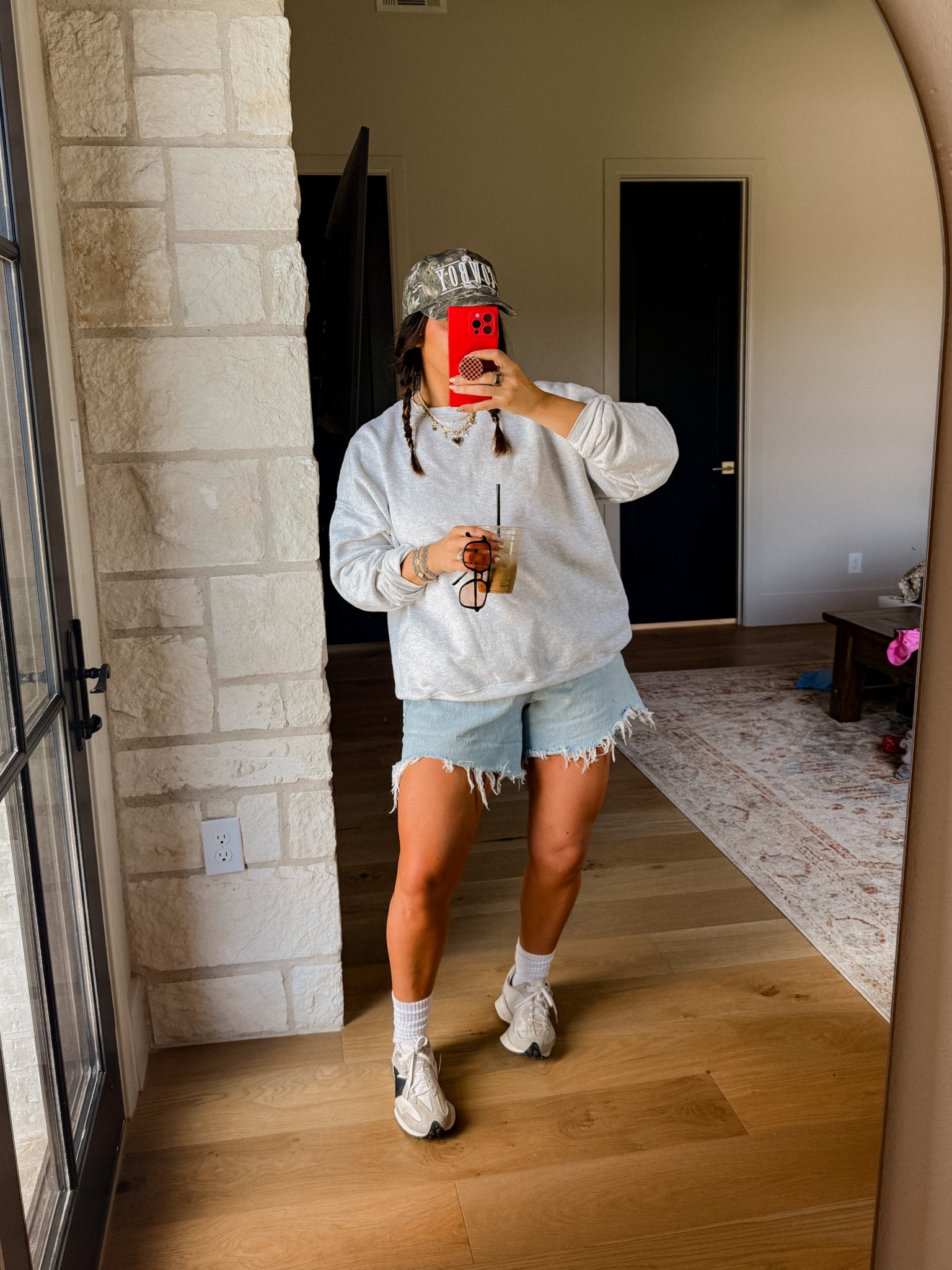 Pinterest recreation. And I’m loving a little 90’s vibes I’m getting. 
Sweatshirt: XXL
Shorts: TTS
Sneakers: TTS


#LTKMidsize #LTKStyleTip #LTKFindsUnder50