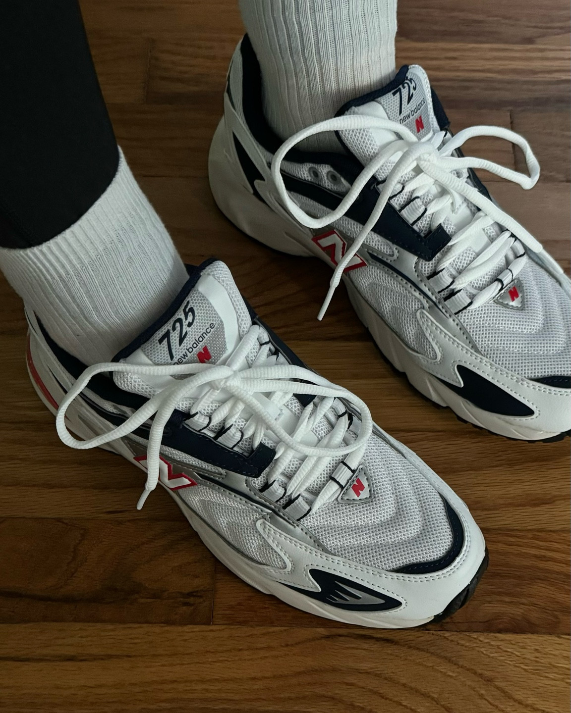 new balance 725 ! navy & red colorway 🇺🇸 on sale !!

#LTKActive #LTKBacktoSchool #LTKSaleAlert