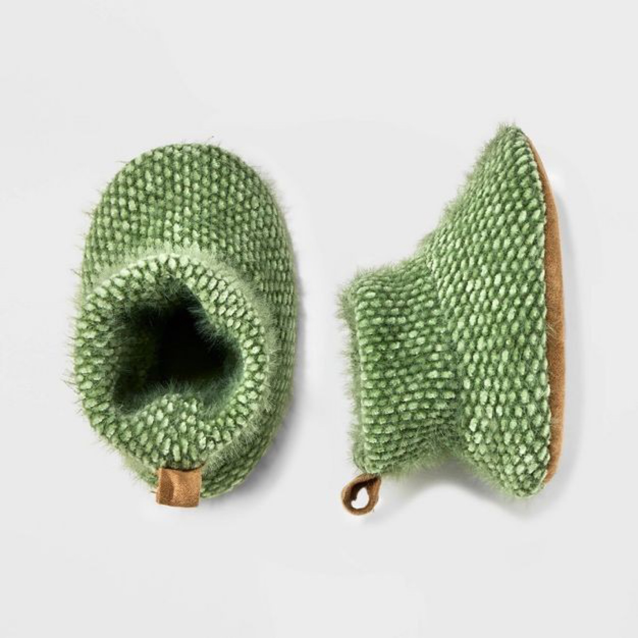 The cutest baby booties for only $7!!

Shoes for the family on sale now at Target!! 

#Target #babybooties #familyshoes

#LTKfamily #LTKshoecrush #LTKsalealert