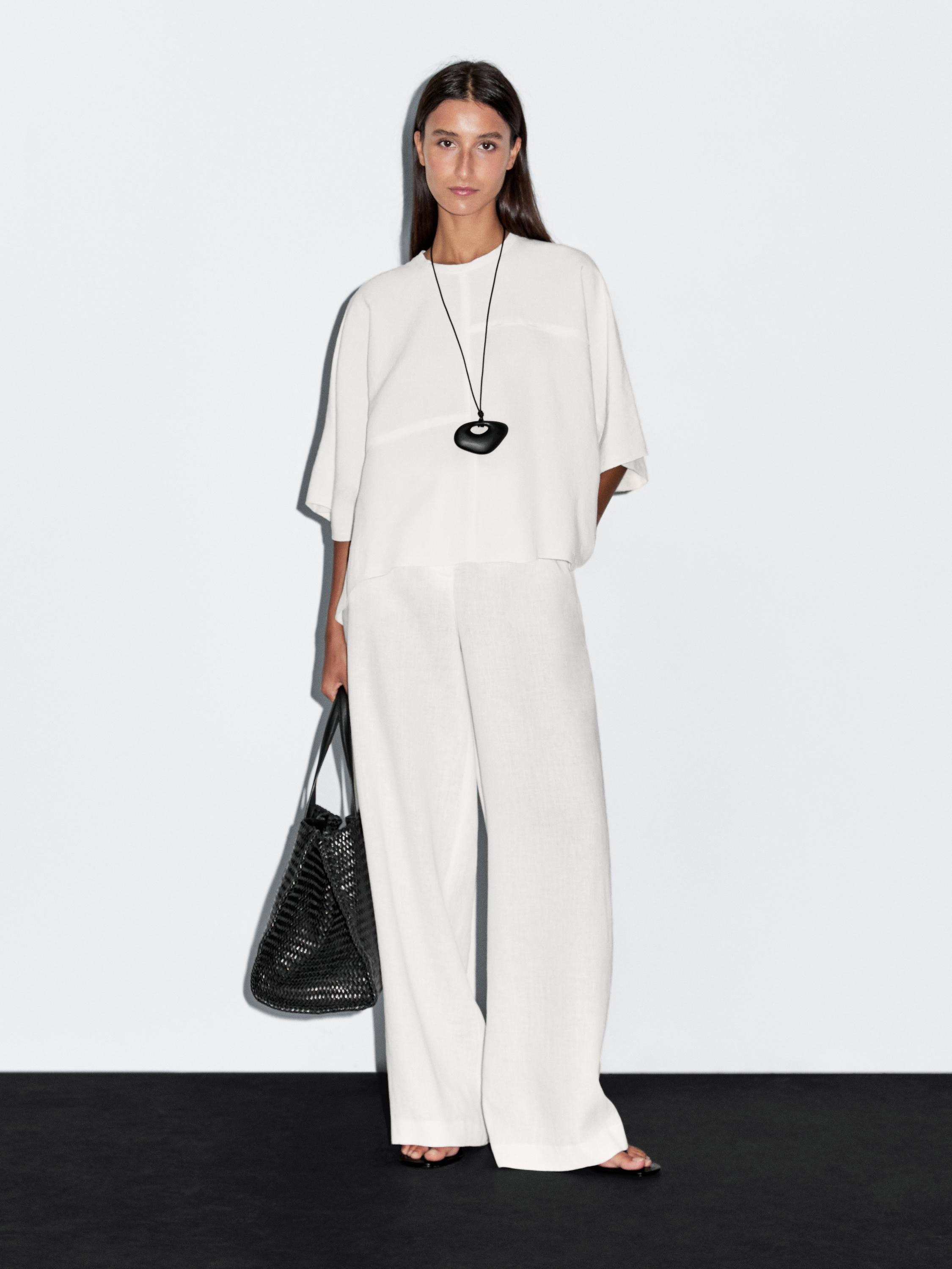 Short cape with seam details | Massimo Dutti UK