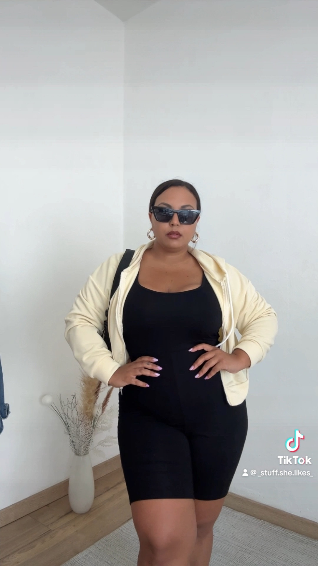Everyday casual outfit . How to style a romper on a midsize body! Black romper , crop hoodie , sunglasses , all the essentials!
Code S15tiff for 15% off on SHEIN

#casualoutfits #runninerrandslook #everydaylook #blackromper #romper #jumpsuit #curvyfashion

#LTKcurves #LTKeurope #LTKunder50
